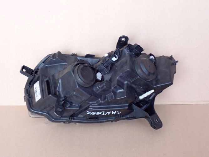 DACIA LOGAN II SANDERO II LIFT 15- PRAVE PREDNE SVETLO 260103529R