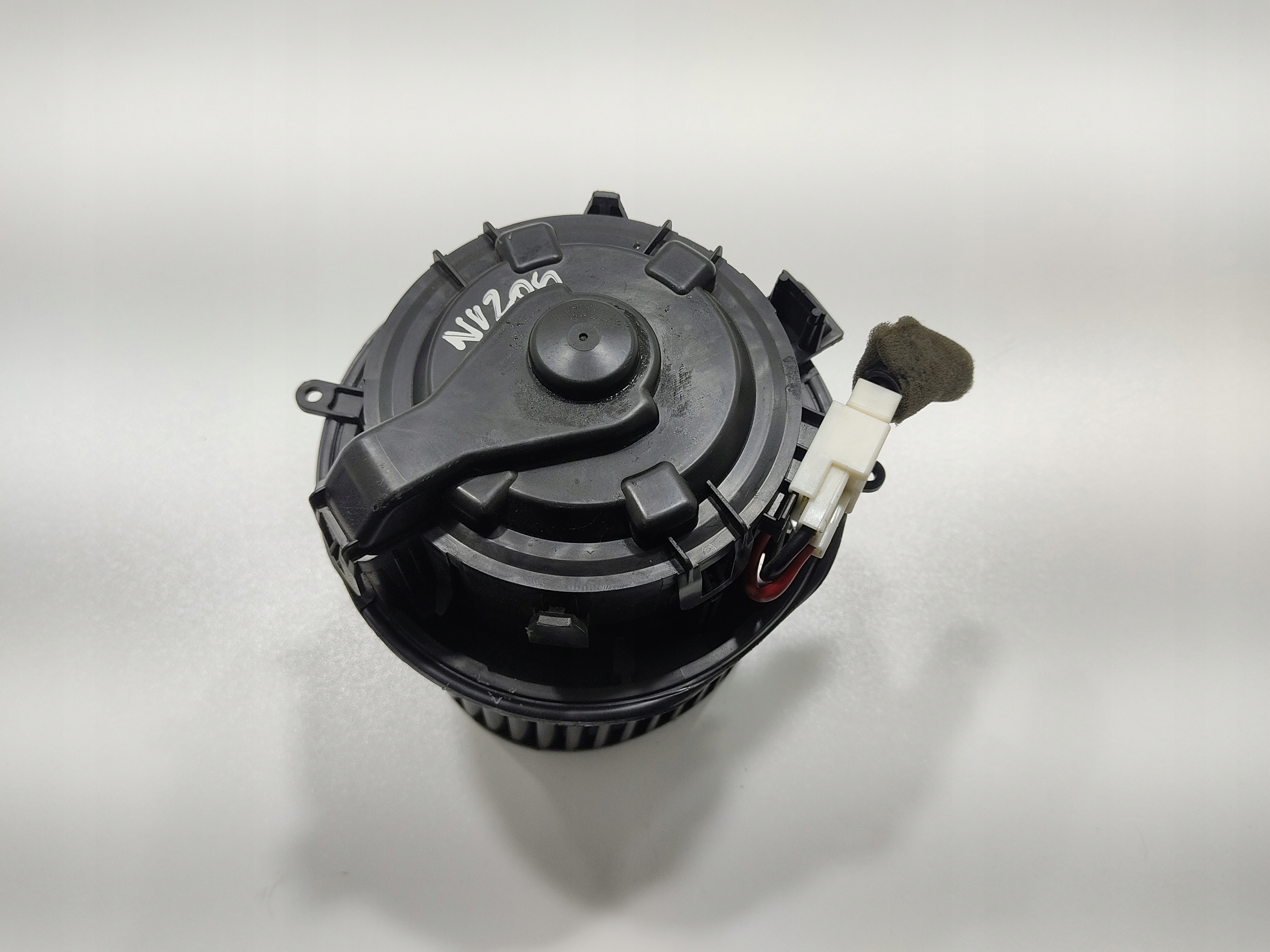 MOTORČEK KÚRENIA E-NV200 2014-21 EUROPA