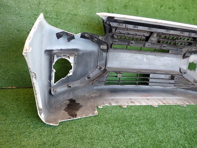 MITSUBISHI SPACE SATR LIFT 19- PREDNÝ NÁRAZNÍK