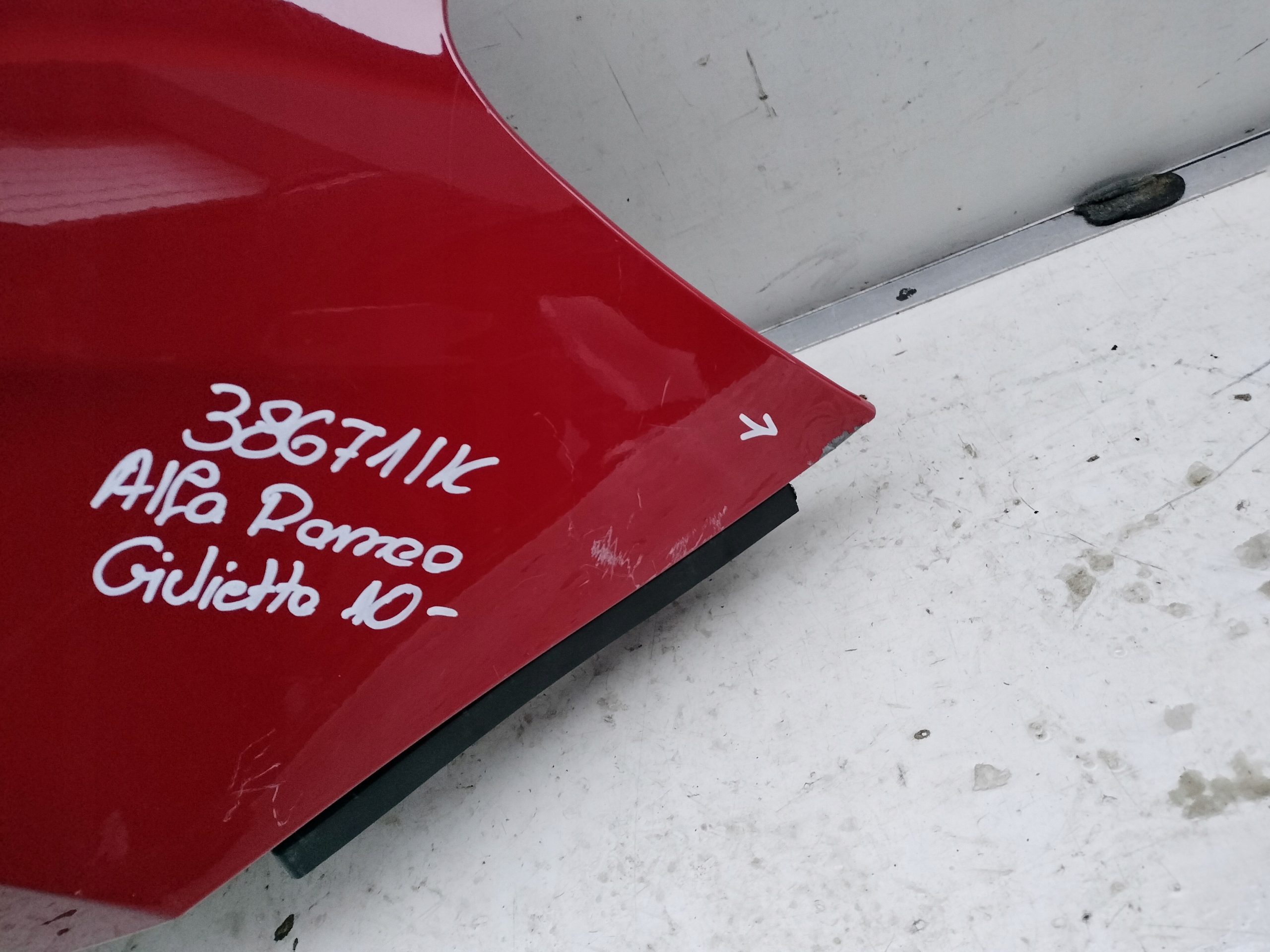 PRAVÝ PREDNÝ BLATNÍK ALFA ROMEO GIULIETTA 10- NR 38671