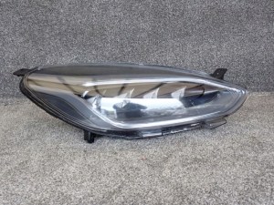 FORD FIESTA MK8 VIII FULL LED 17- PRAVE PREDNE SVETLO FORD FIESTA MK8 VIII FULL LED 17- PRAVE PREDNE SVETLO
