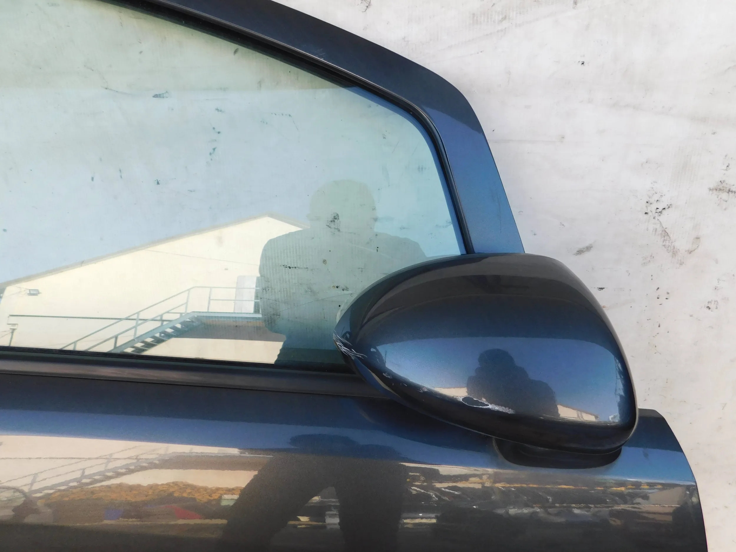 PRAVE PREDNE DVERE OPEL CORSA D