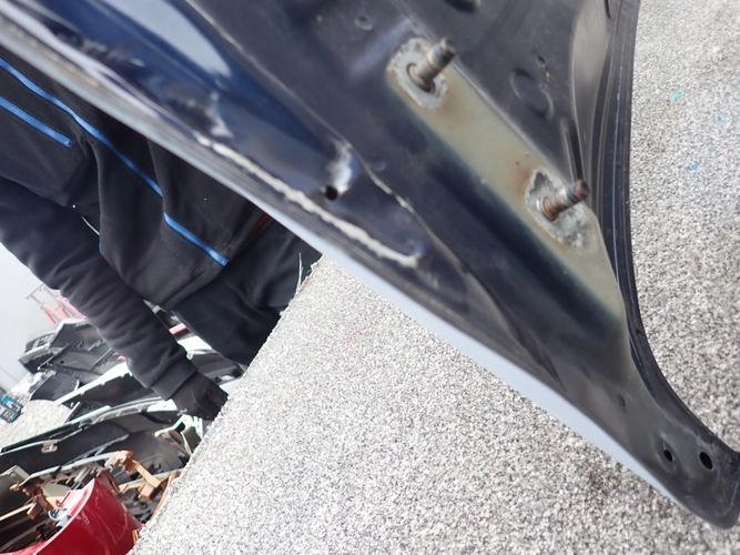 RENAULT ALASKAN PREDNÁ KAPOTA