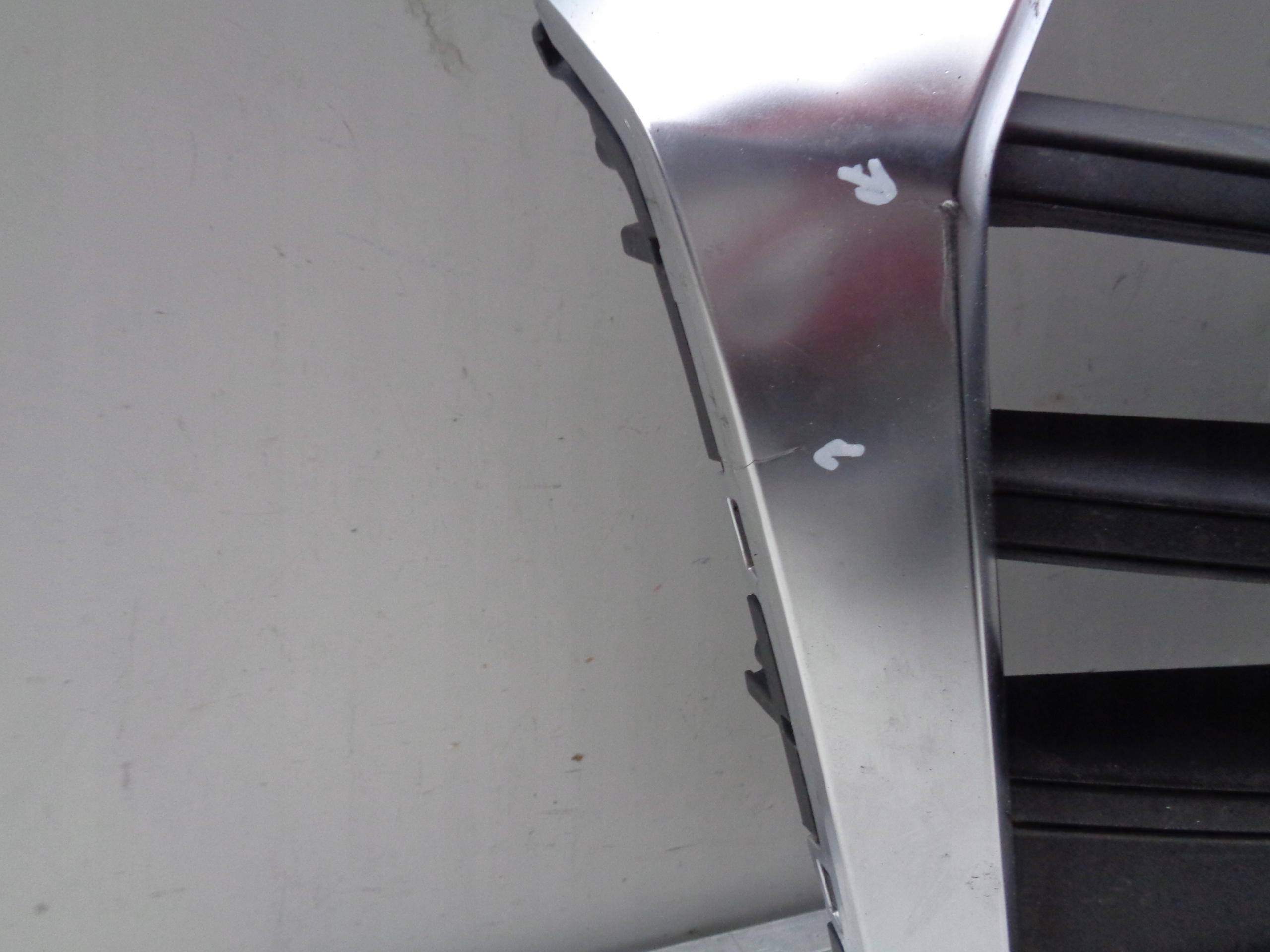 MRIEZKA LISTA AUDI Q5 80A 16-20