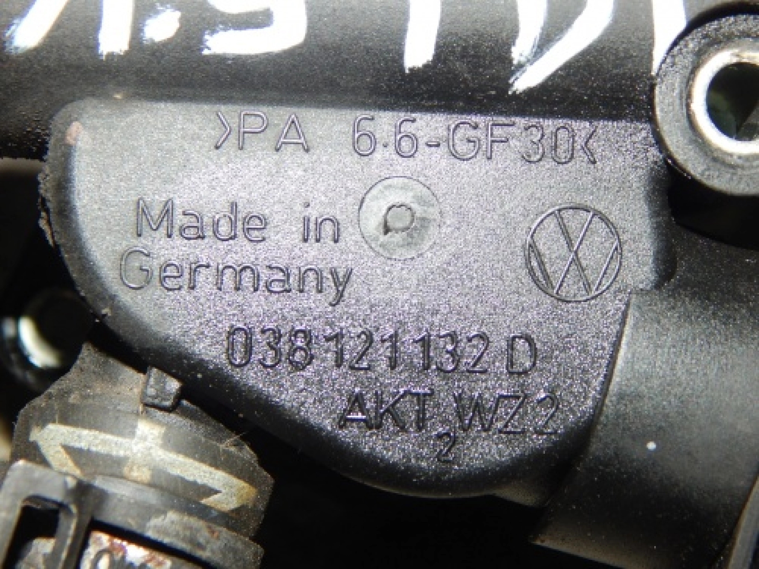PRIRUBA HADICA TRUBKA VODY passat b6 audi a4 b7 1.9 tdi