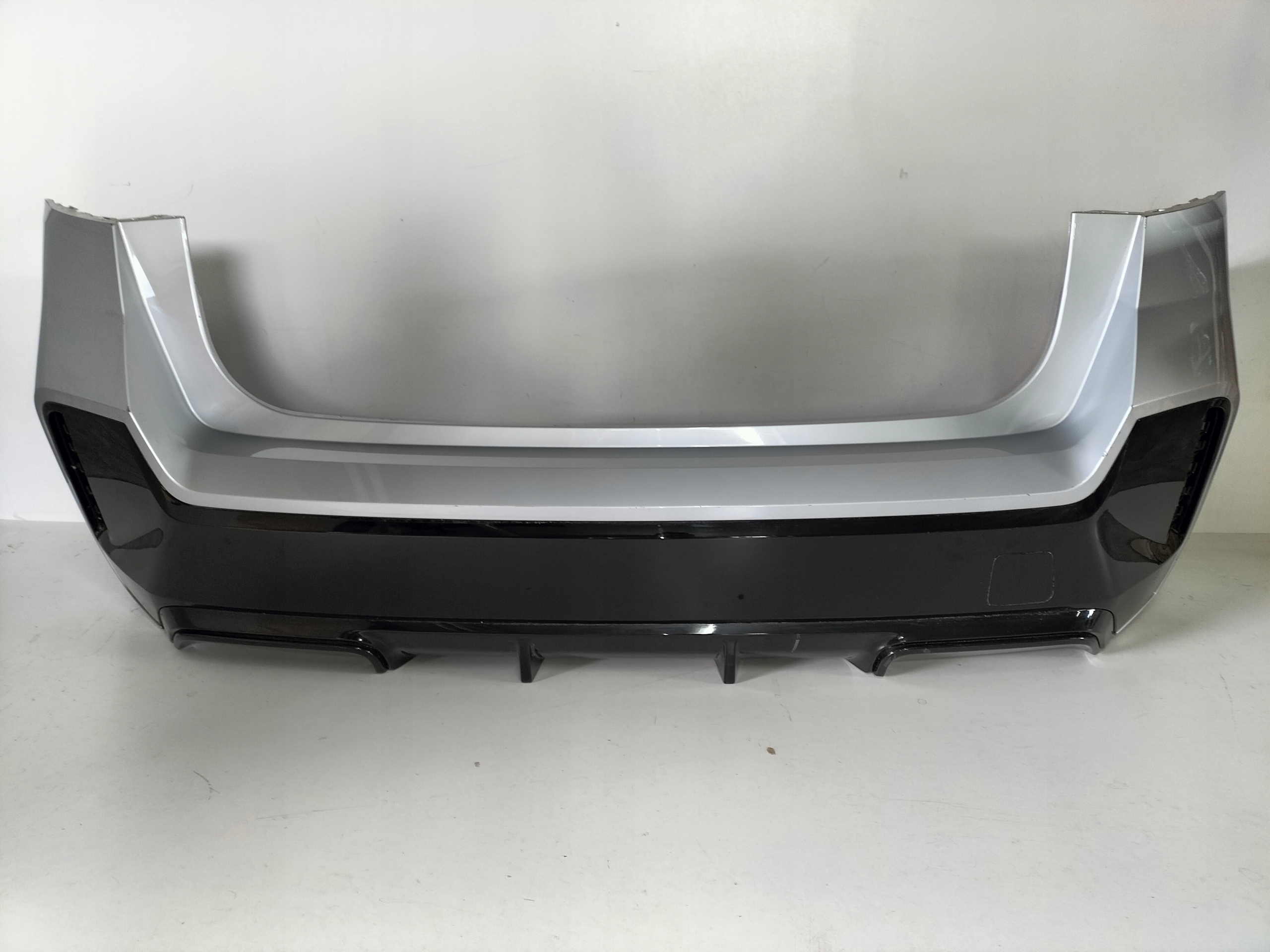 ZADNÝ NÁRAZNÍK BMW X1 U11 22- M-PAKET
