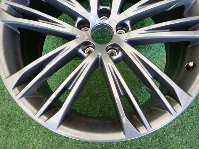 AUDI A7 8,5 Jx20 ET30 5×112 HLINIKOVY DISK ELEKTRON