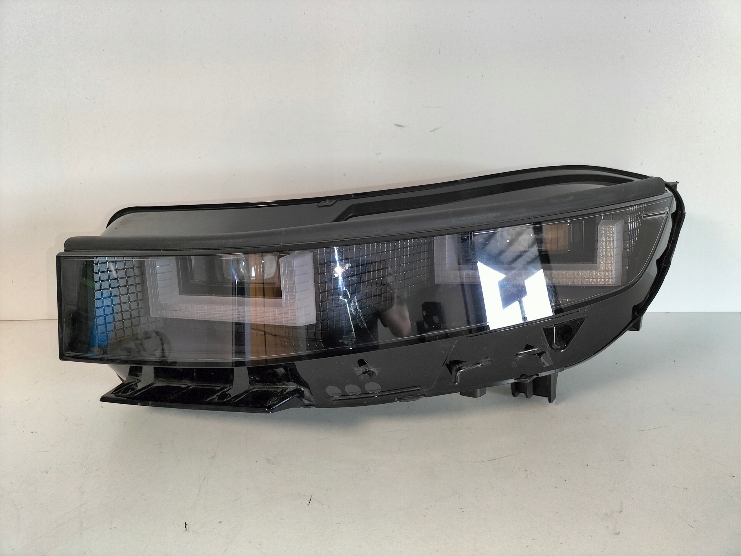 LAVE PREDNE SVETLO HYUNDAI IONIQ 5 NE 21- FULL LED