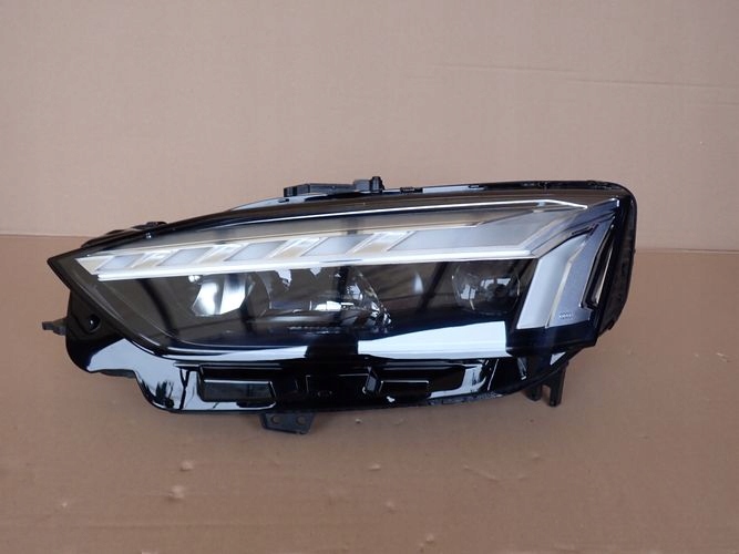 AUDI A55 FULL LED 16- LAVE PREDNE SVETLO 8W6941039