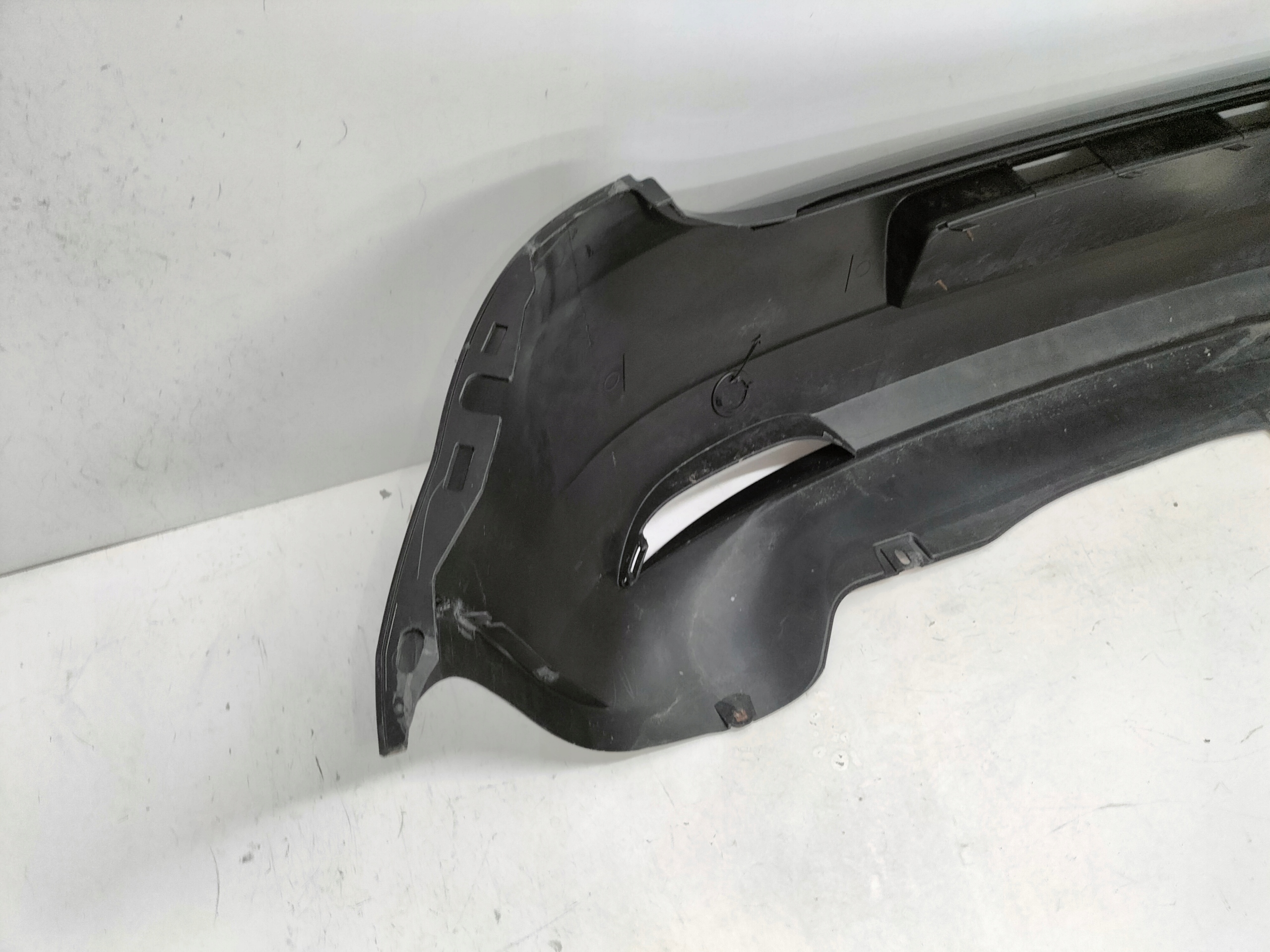 ZADNÝ NÁRAZNÍK FIAT GRANDE PUNTO 05-12