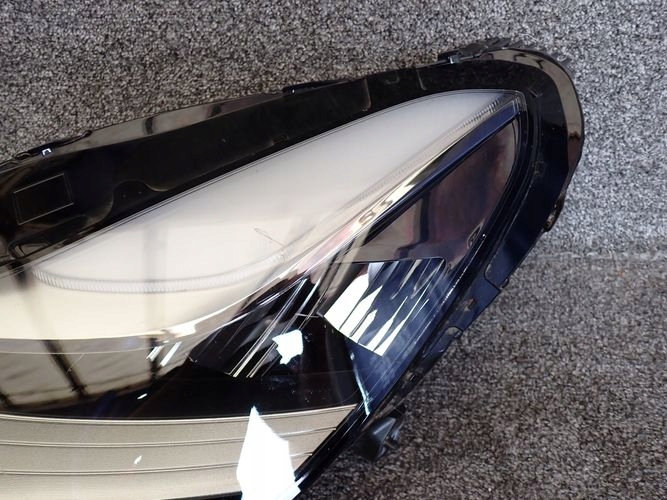 TESLA III FULL LED LAVE PREDNE SVETLO 1077375-00