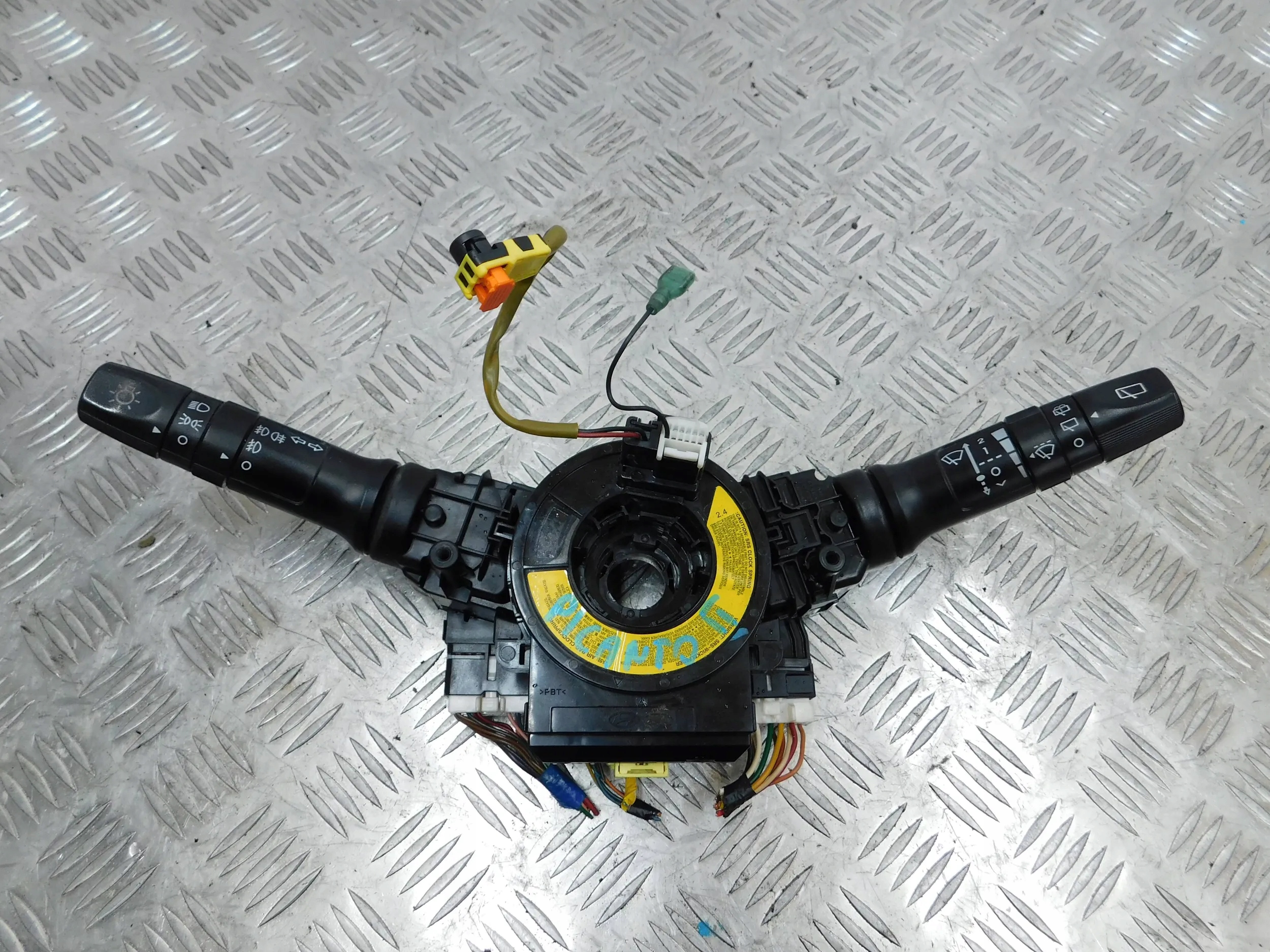 PÁČKY POD VOLANT KIA PICANTO II