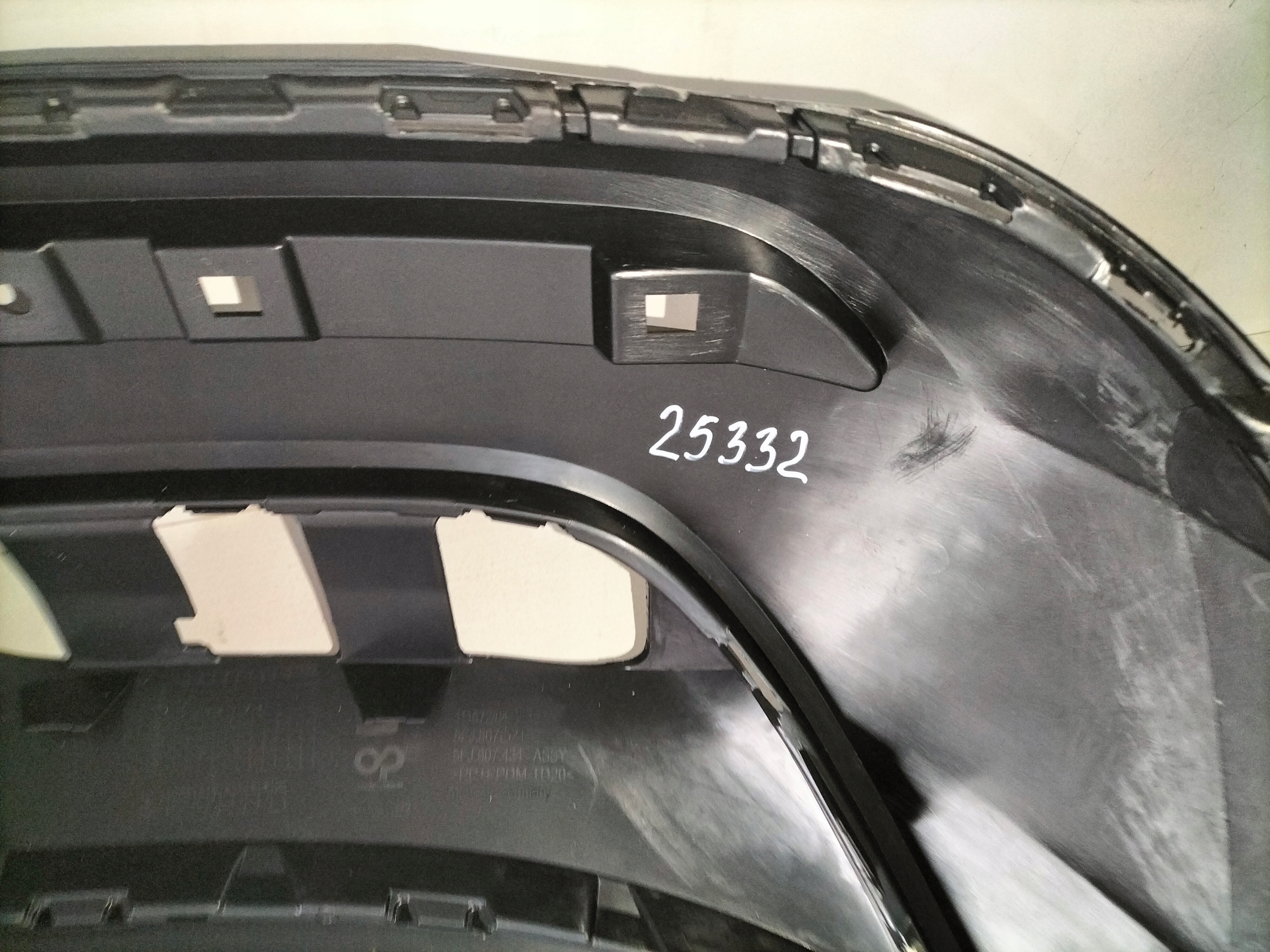 ZADNÝ NÁRAZNÍK SEAT TARRACO 18-