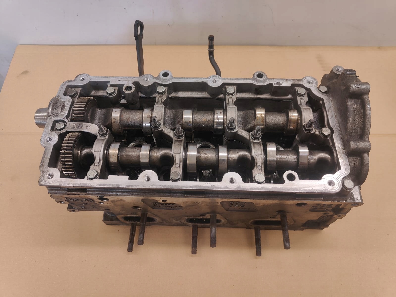 Audi HLAVA MOTORA 3.0 tdi 2.7 tdi 0593ag