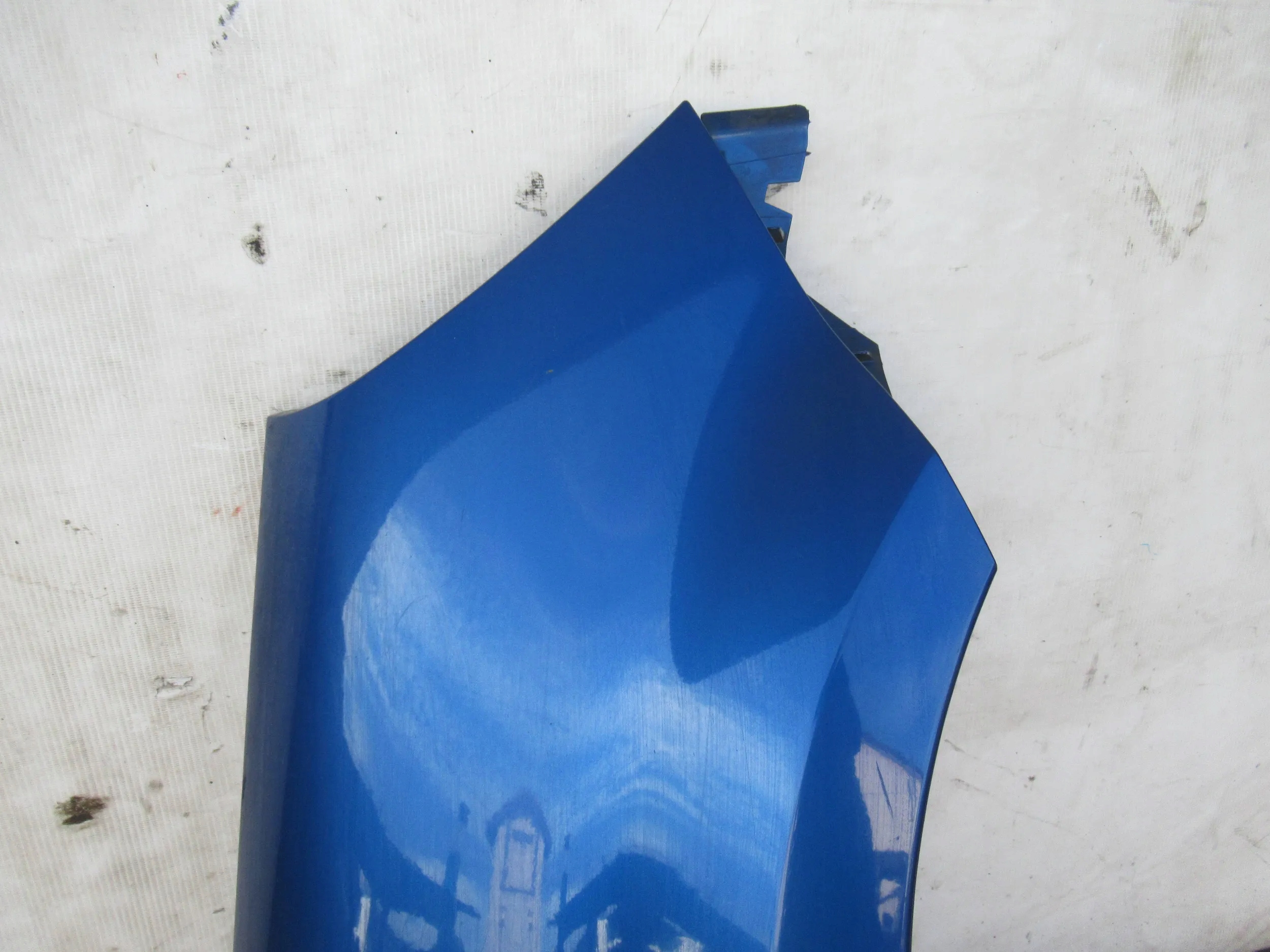 BLATNIK PREDNÝ PRAVY RENAULT MODUS LIFT 08-