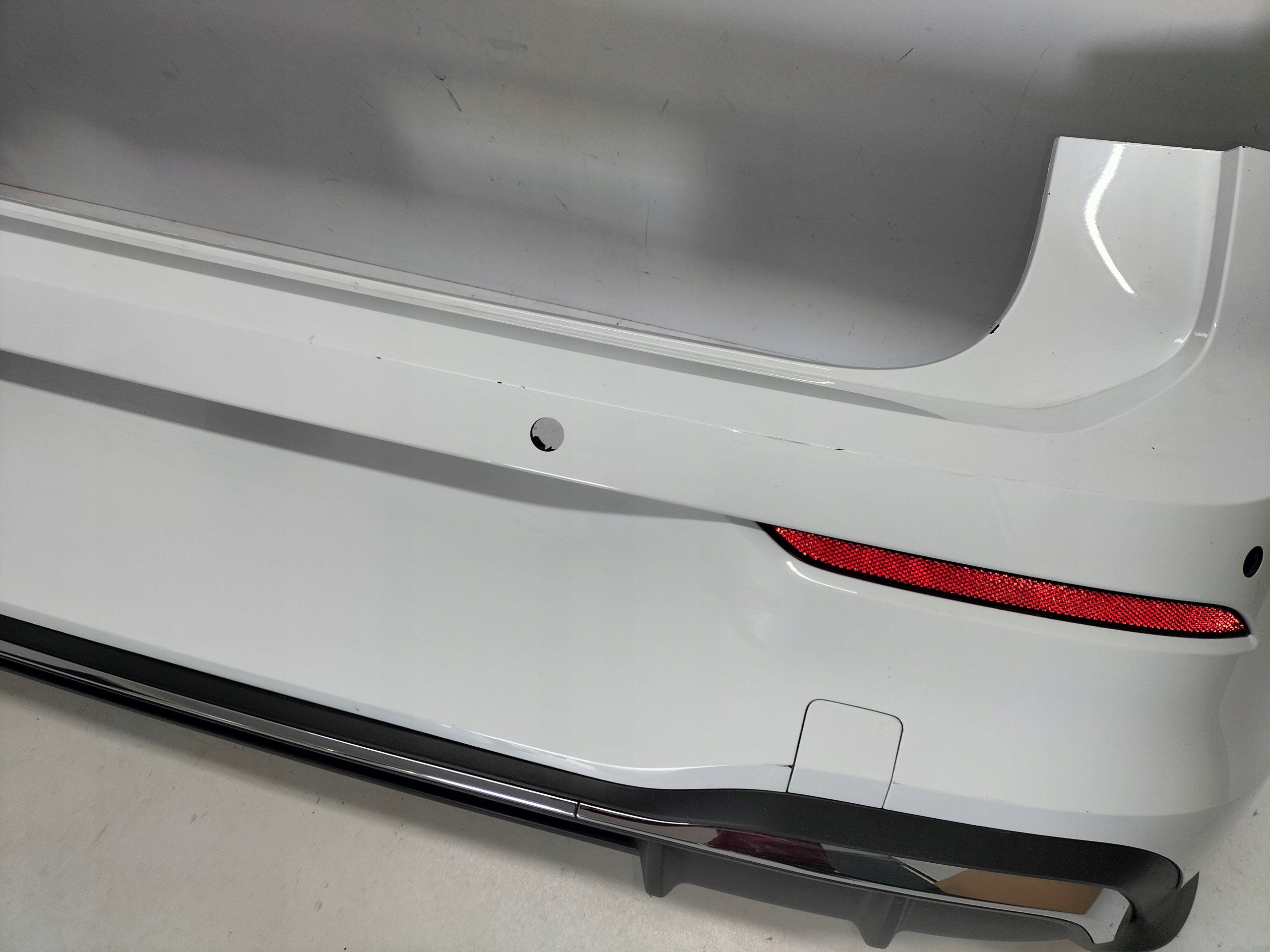ZADNÝ NÁRAZNÍK VW GOLF VIII 8 LIFT 24- HB GTI