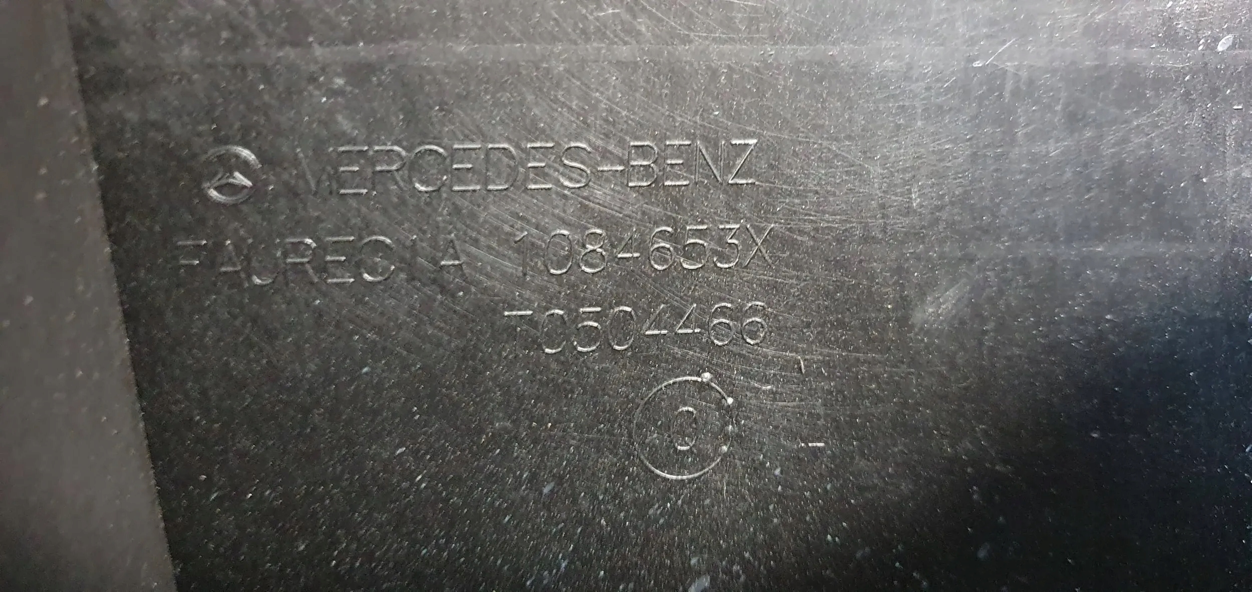 MERCEDES-Benz GLA W156 PALUBNA DOSKA PRISTROJOVA DOSKA