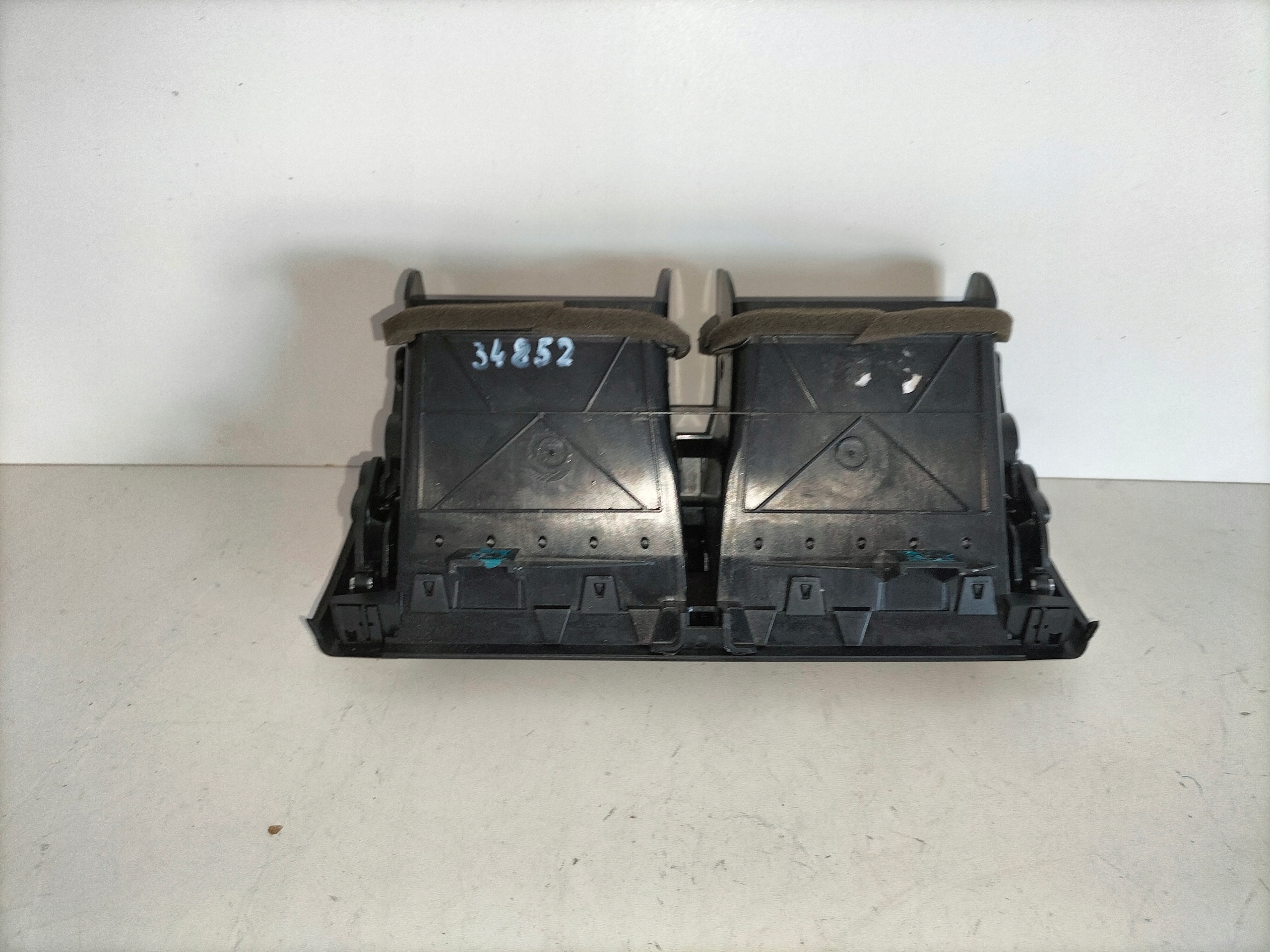 VYDUCH KURENIA RANGE ROVER EVOQUE L538 15-