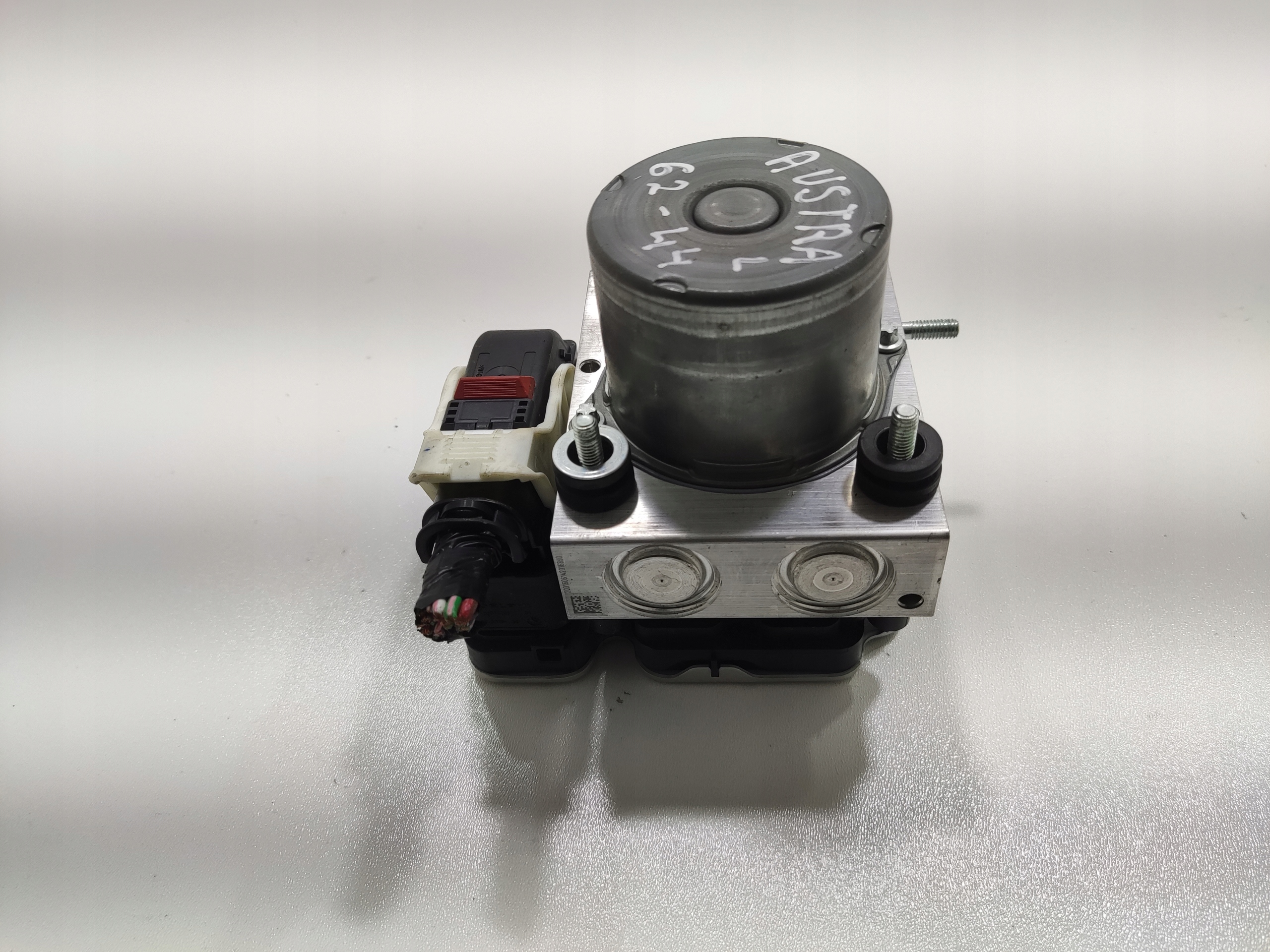 RIADIACA JEDNOTKA KOCKA ABS RENAULT AUSTRAL 1.2 E-TECH 2022-2025 476603961R