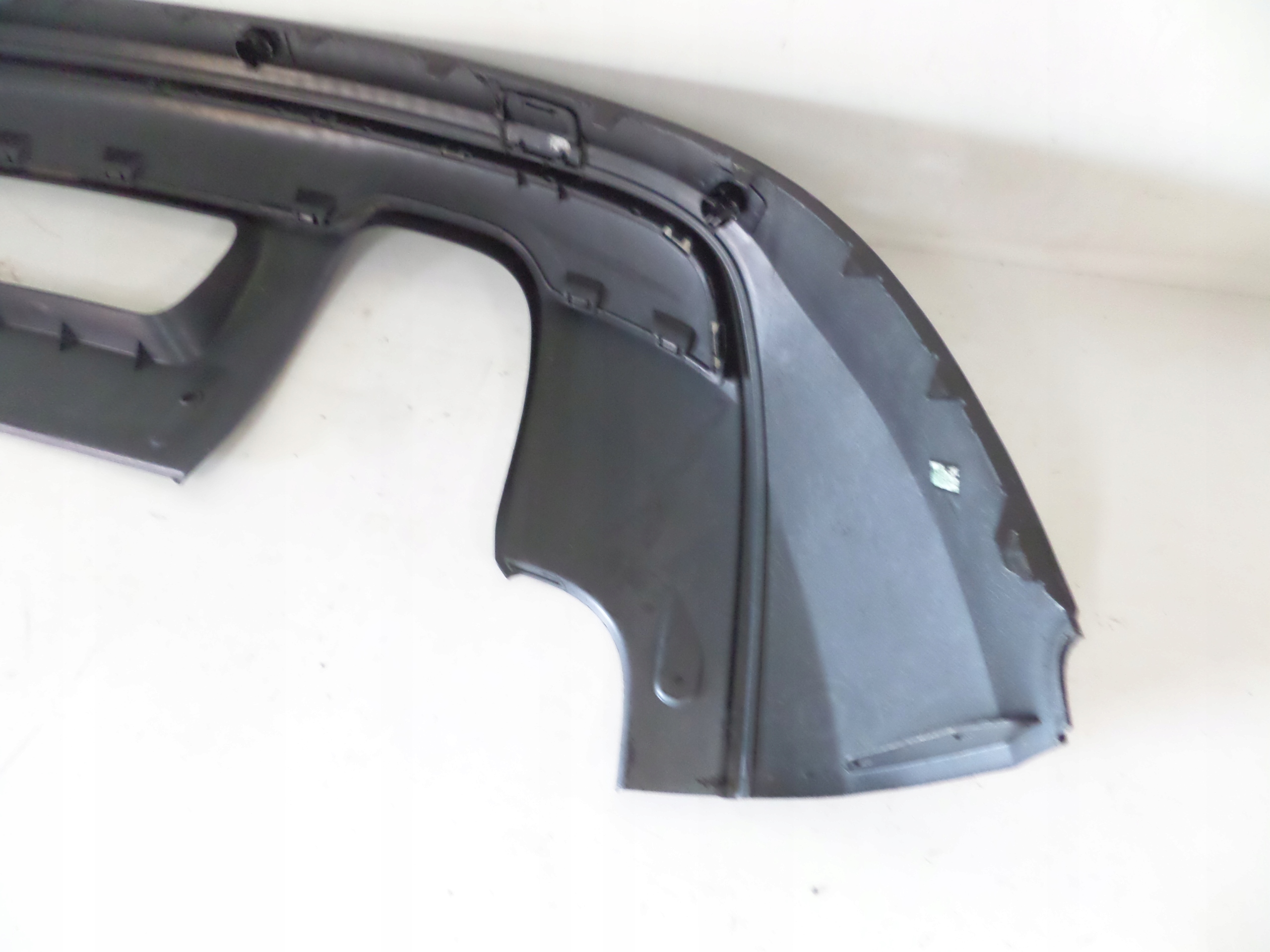 ZADNY SPOJLER AUDI Q3 11-15 S-LINE