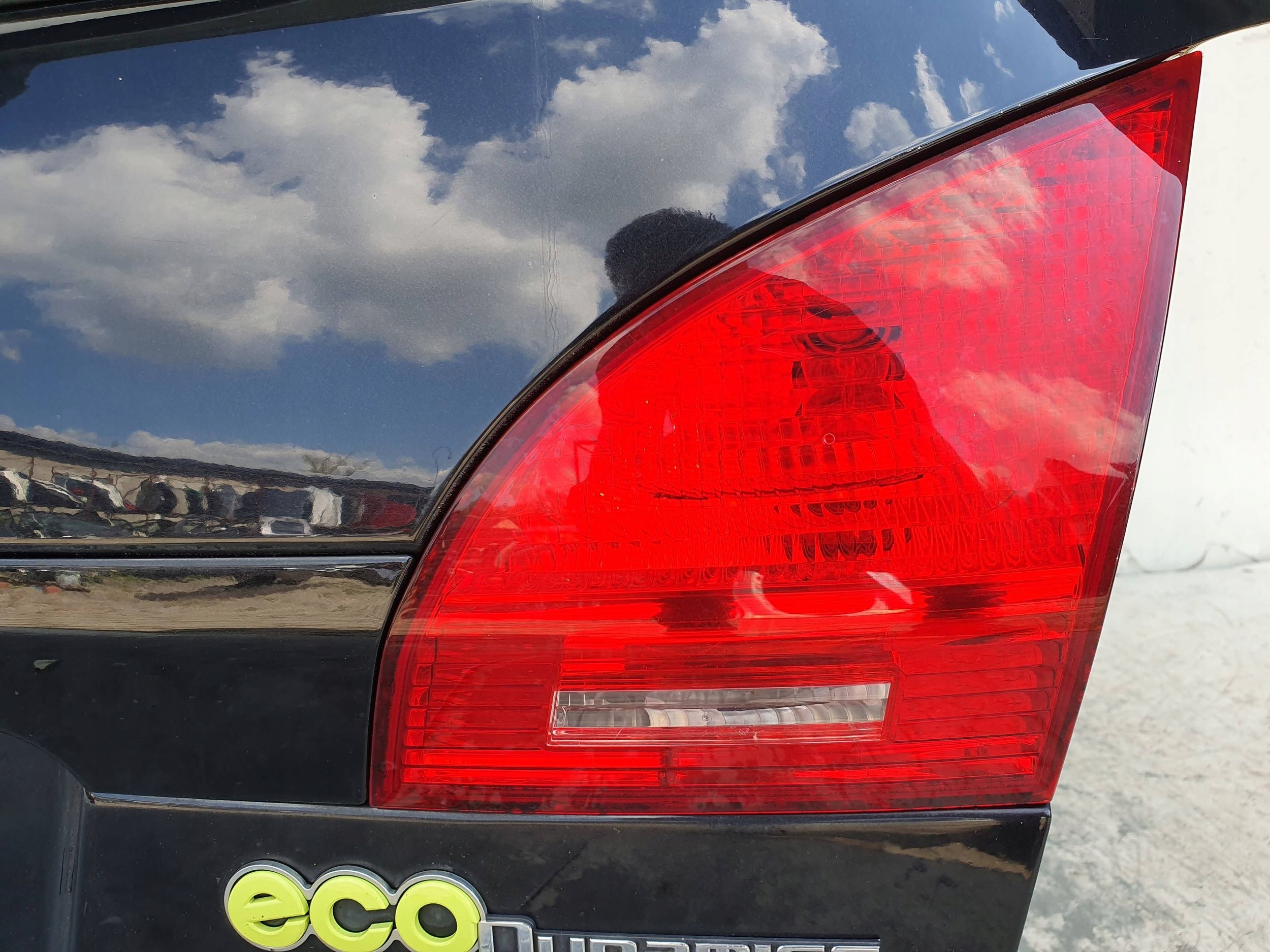 KIA Venga ZAD ZADna ZADNÁ KAPOTA