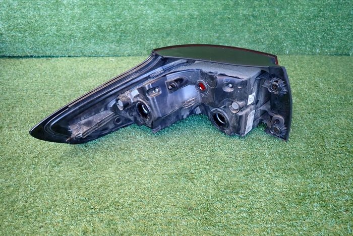 OPEL ZAFIRA C PRAVE ZADNE SVETLO