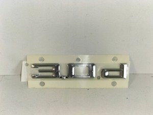 ZNAK EMBLEM napis ZADNEJ KAPOTY BMW X3 E83 04- BMW X5 E53 00- ZNAK EMBLEM napis ZADNEJ KAPOTY BMW X3 E83 04- BMW X5 E53 00-