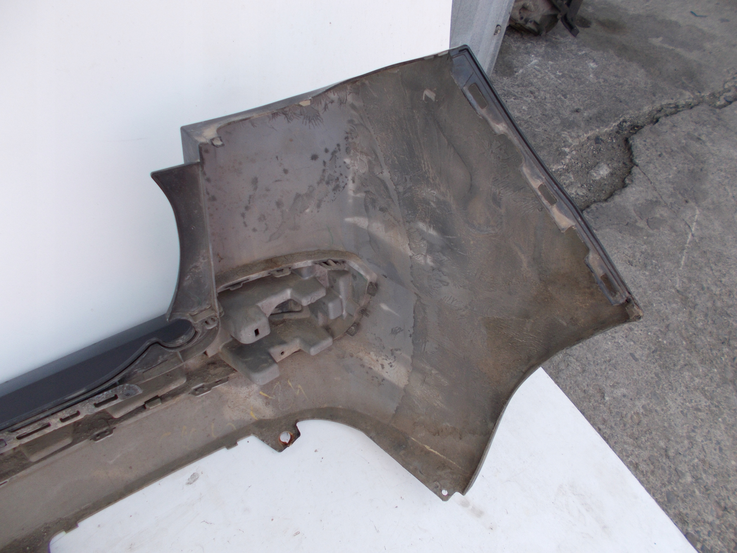 ZADNÝ NÁRAZNÍK PEUGEOT 207 SW KOMBI