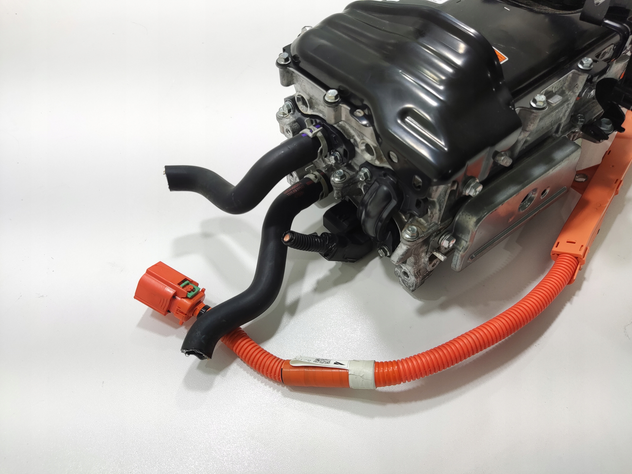 INVERTOR KONVERTOR TOYOTA YARIS CROSS 1.5 HYBRID 2020-2025 G9200-K2011