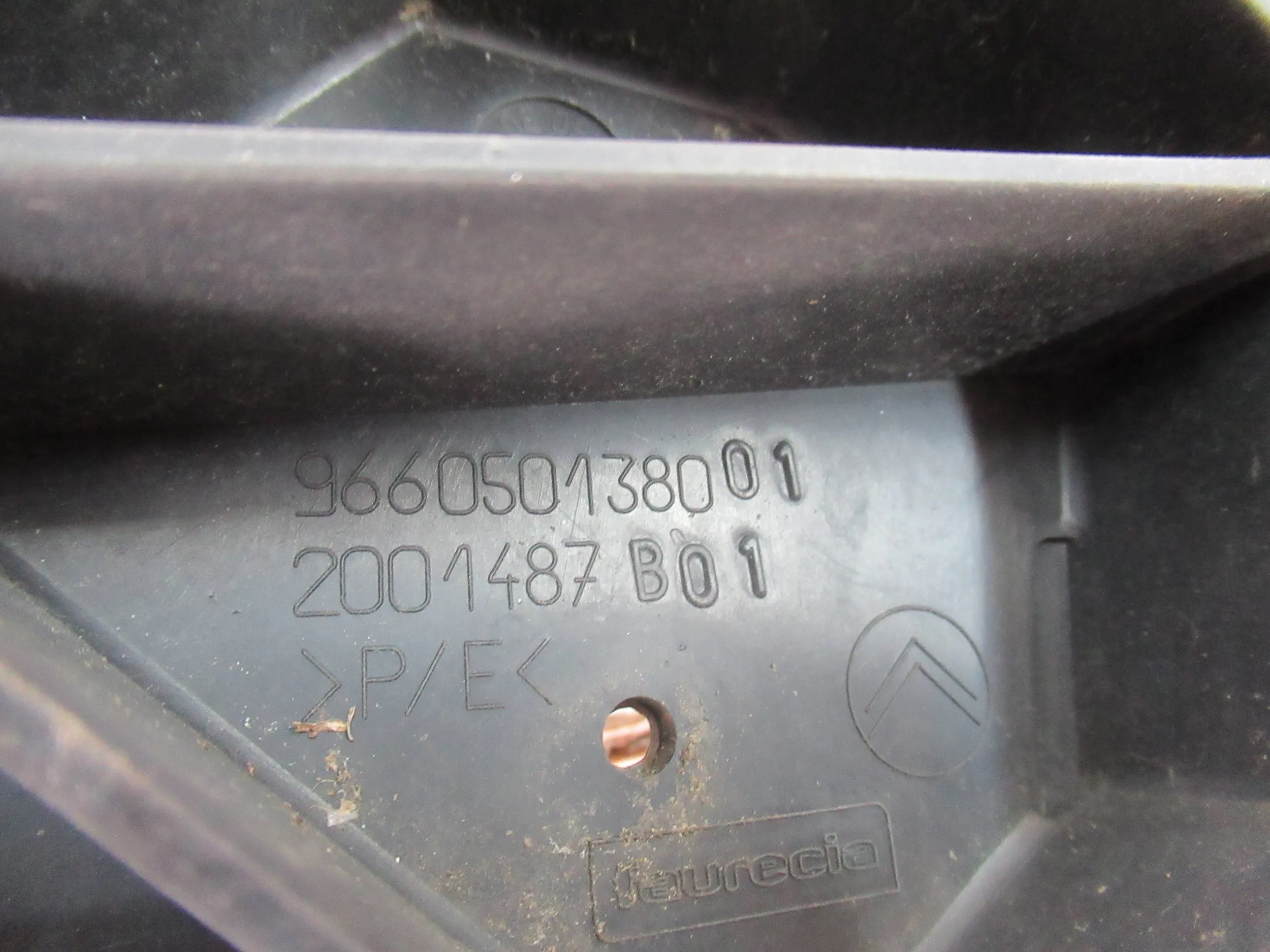 SPODNA VYSTUHA NARAZNIKA CITROEN C5 III 08-