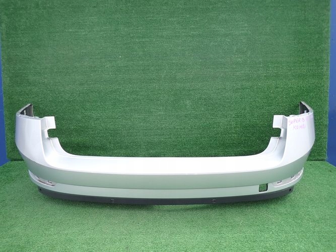 SKODA OCTAVIA IV 19- ZADNÝ NÁRAZNÍK