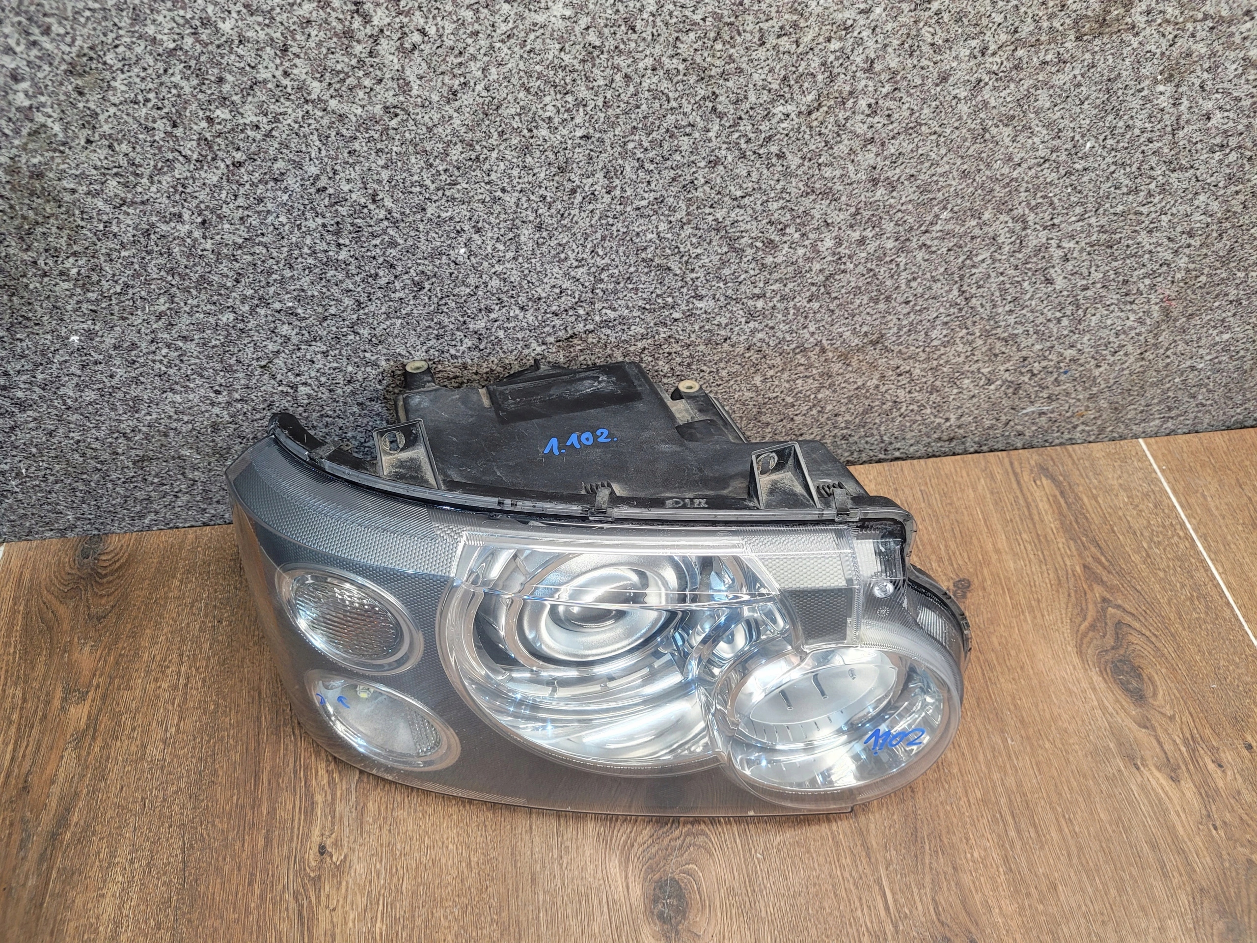 RANGE ROVER SPORT L320 XENON NATAČACI PRAVE PREDNE SVETLO