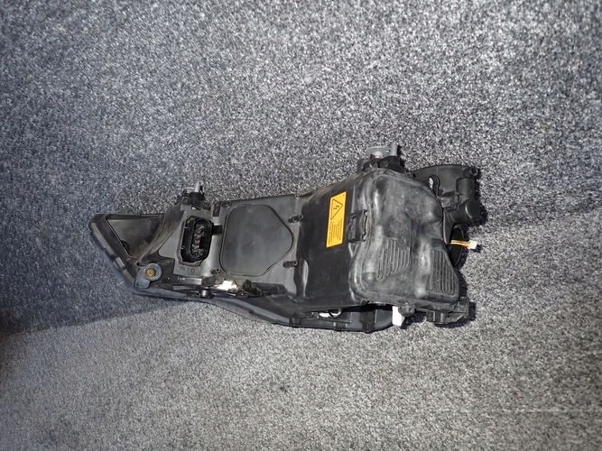 AUDI A1 XENON LED 10- PRAVE PREDNE SVETLO