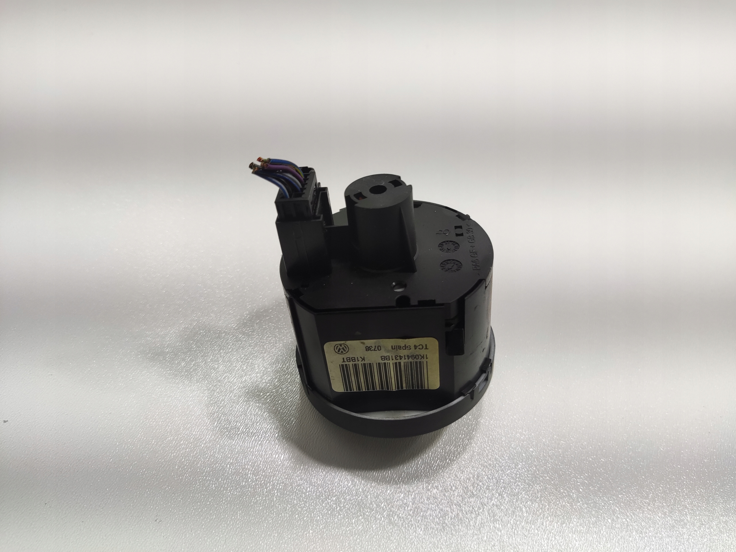 VYPÍNAČ SVETIEL VW CADDY III IV 2K5 2015-2019 LIFT 1K0941431BB
