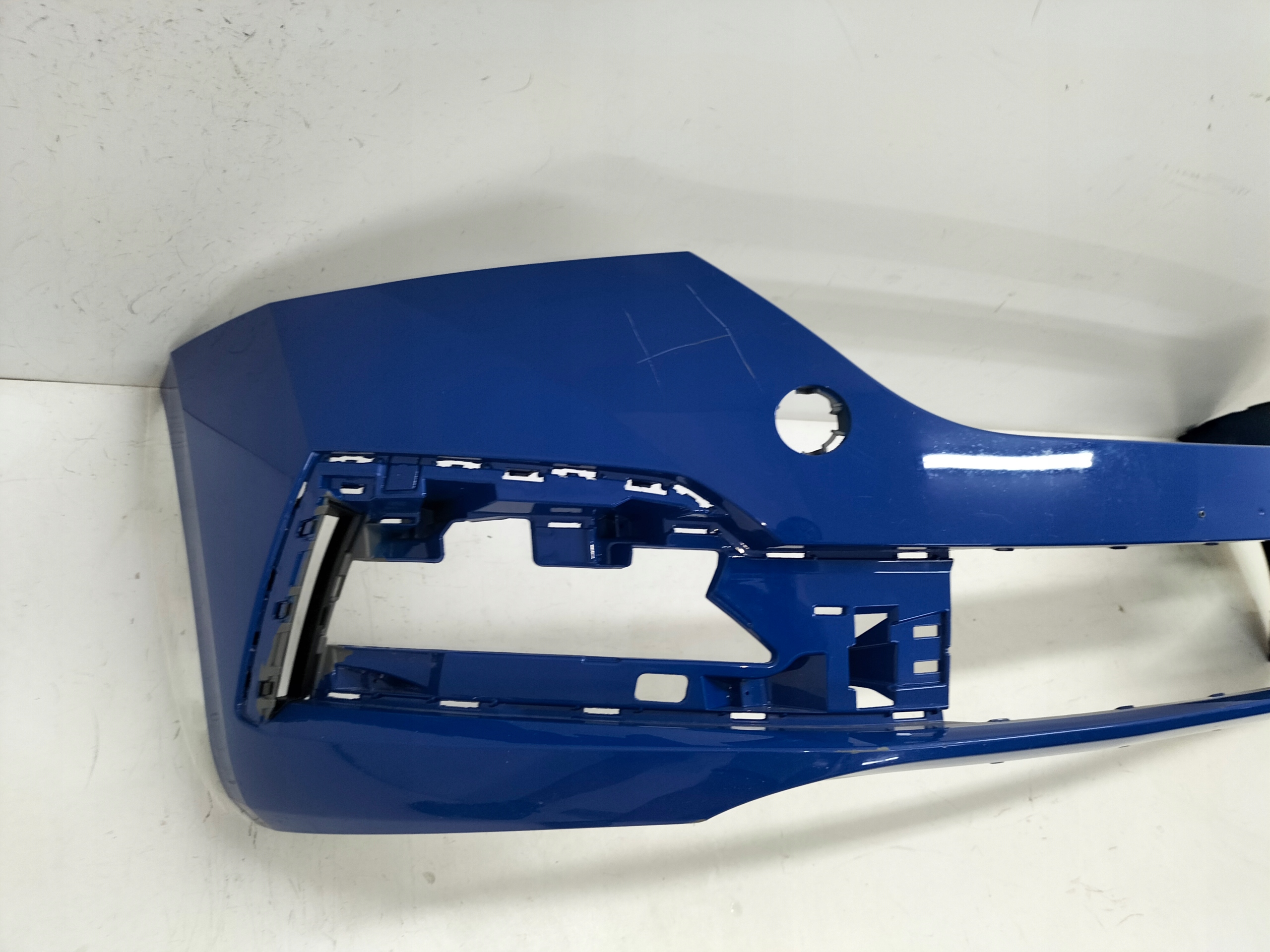 PREDNÝ NÁRAZNÍK SKODA OCTAVIA 4 IV 19-