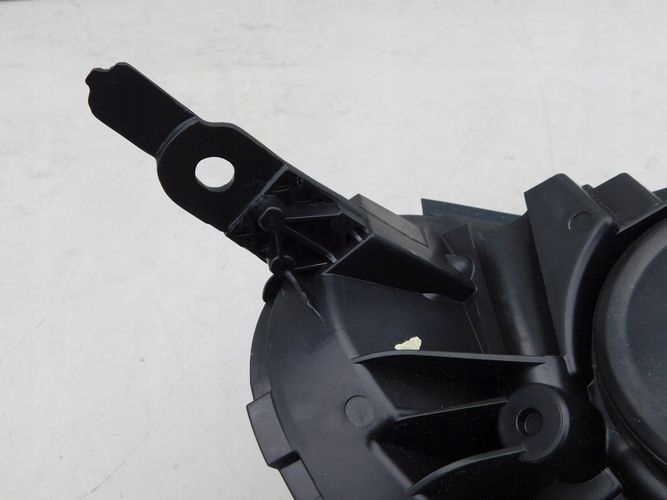 TOYOTA PROACE BI XENON LED 16- LAVE PREDNE SVETLO