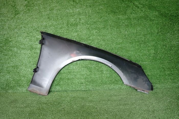 AUDI A4 B9 LIFT 19- ĽAVÝ PREDNÝ BLATNÍK