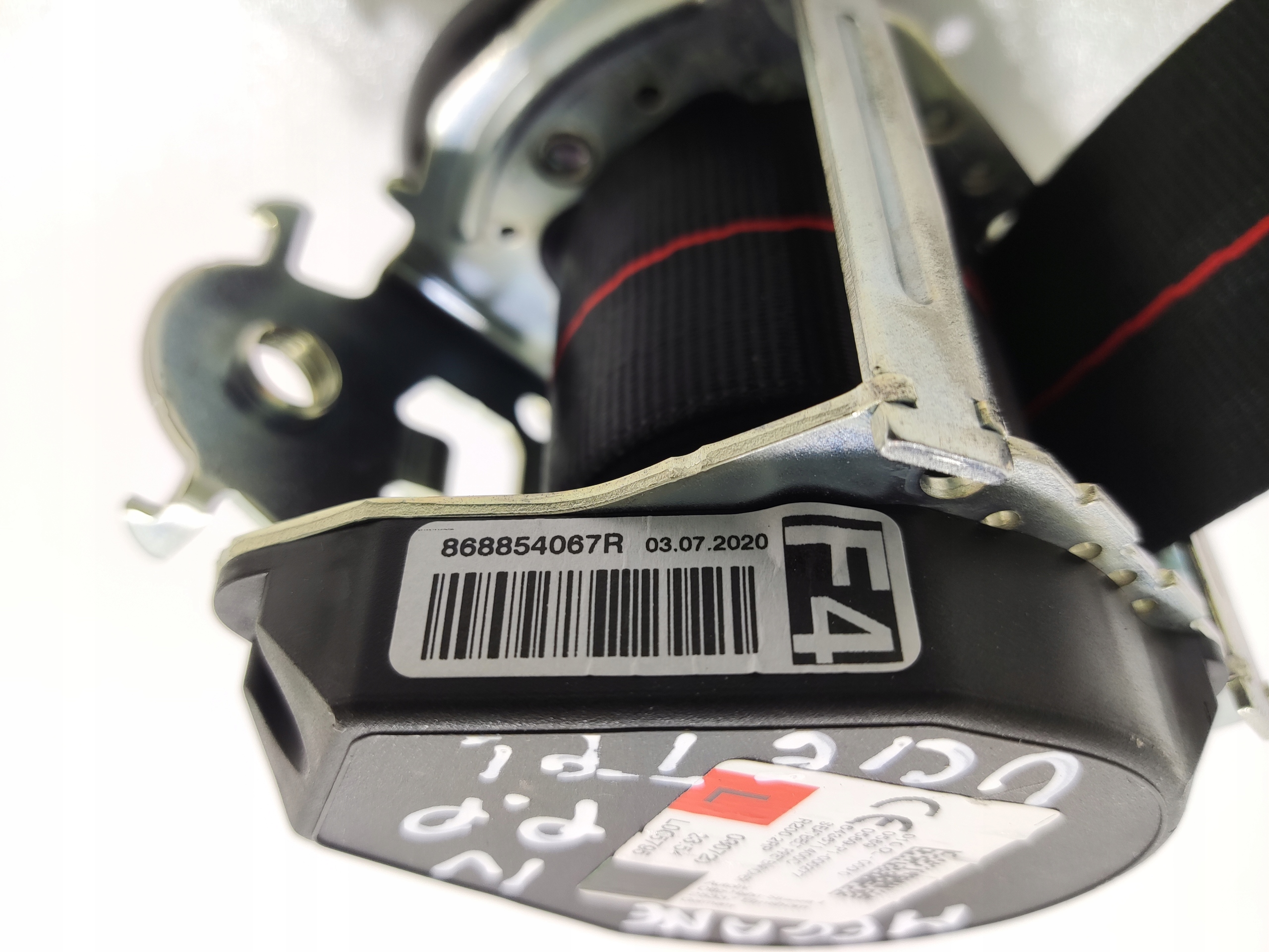 LAVY PREDNY BEZPECNOSTNY PÁS  RENAULT MEGANE IV 868854067R 643671400C 16-20