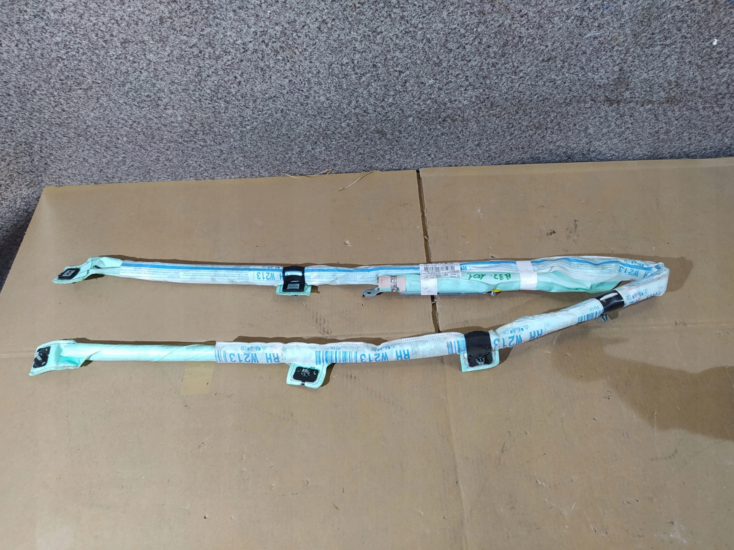 MERCEDES E W 213 PRAVY STROPNY AIRBAG 2138601002