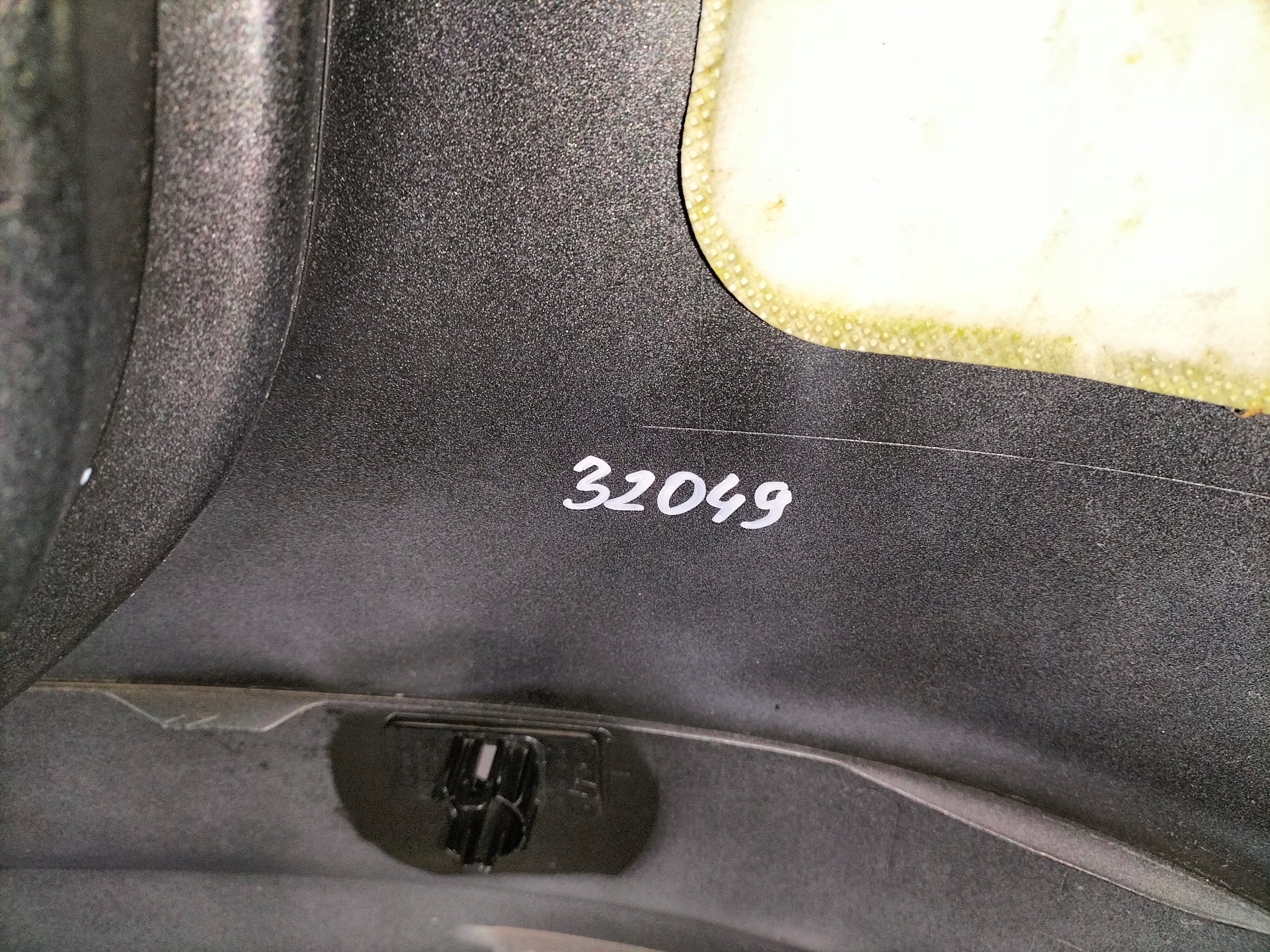 ZADNÝ NÁRAZNÍK VW SHARAN II 10-15