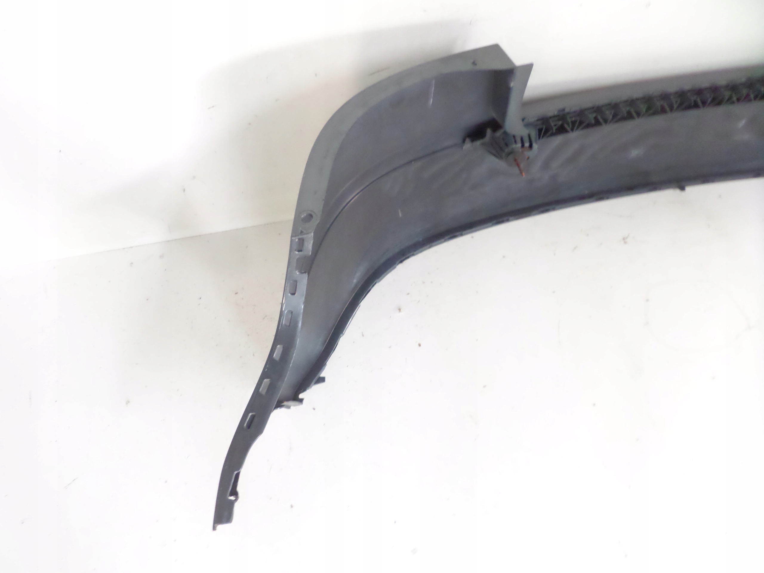 ZADNÝ NÁRAZNÍK AUDI A3 8P 03-08 3DVERE