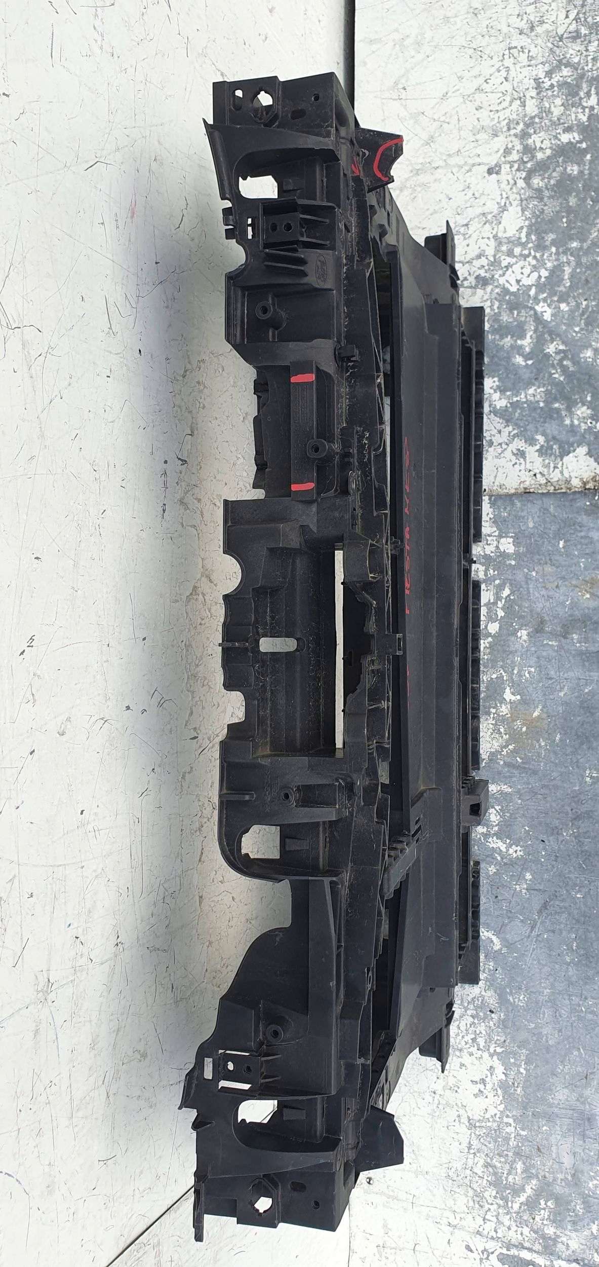 Ford Fiesta mk8 H1BB-8B041-C PREDNÉ PÁS