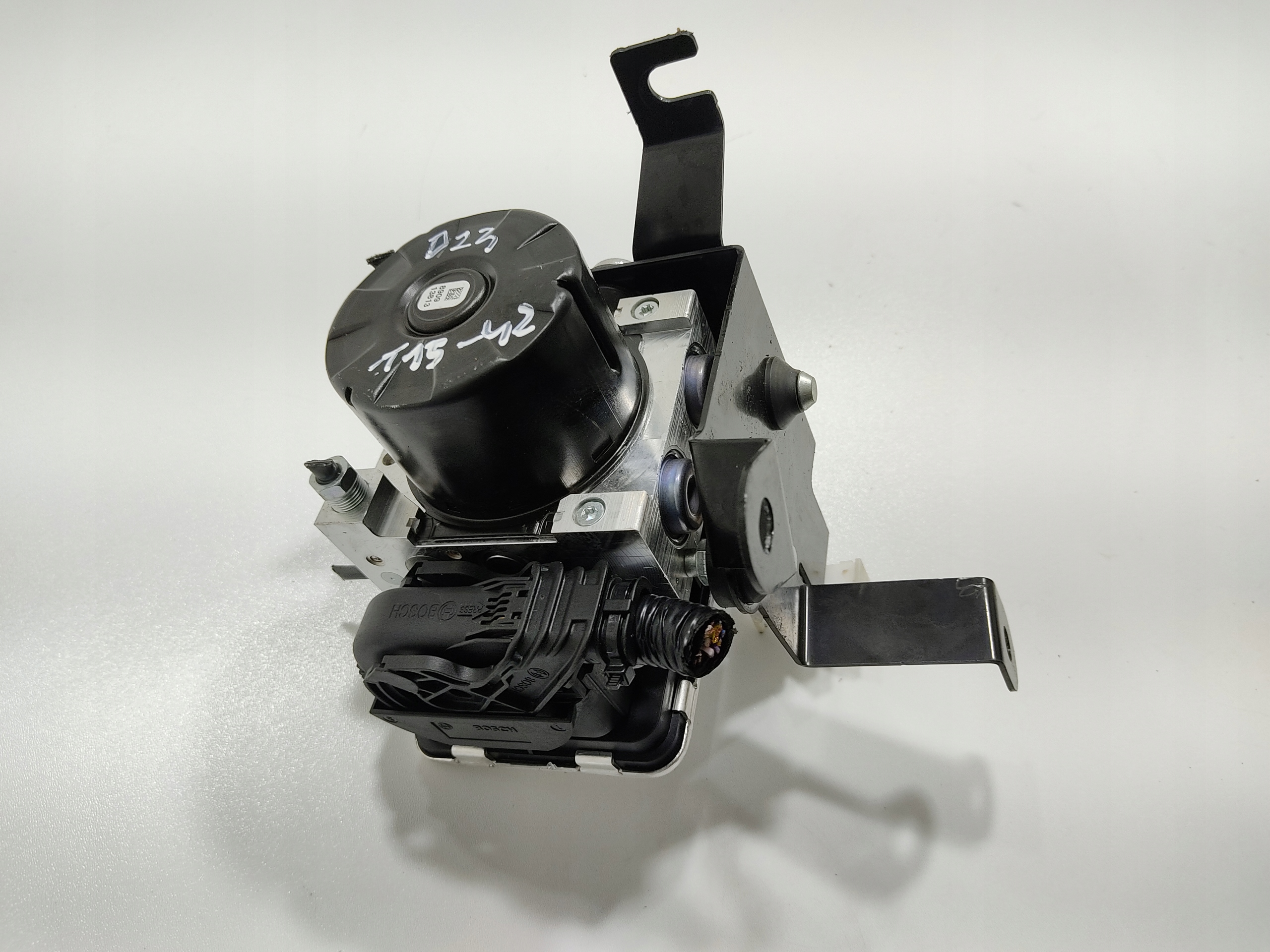 RIADIACA JEDNOTKA KOCKA ABS NISSAN NAVARA IV D23 NP300 2.3 DCI 476605JU0A 2015-2022