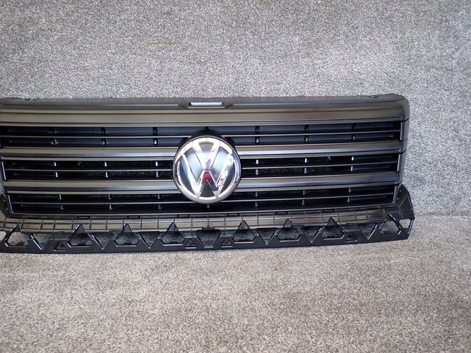 VW CRAFTER II 17- MRIEZKA LISTA 7C0853653