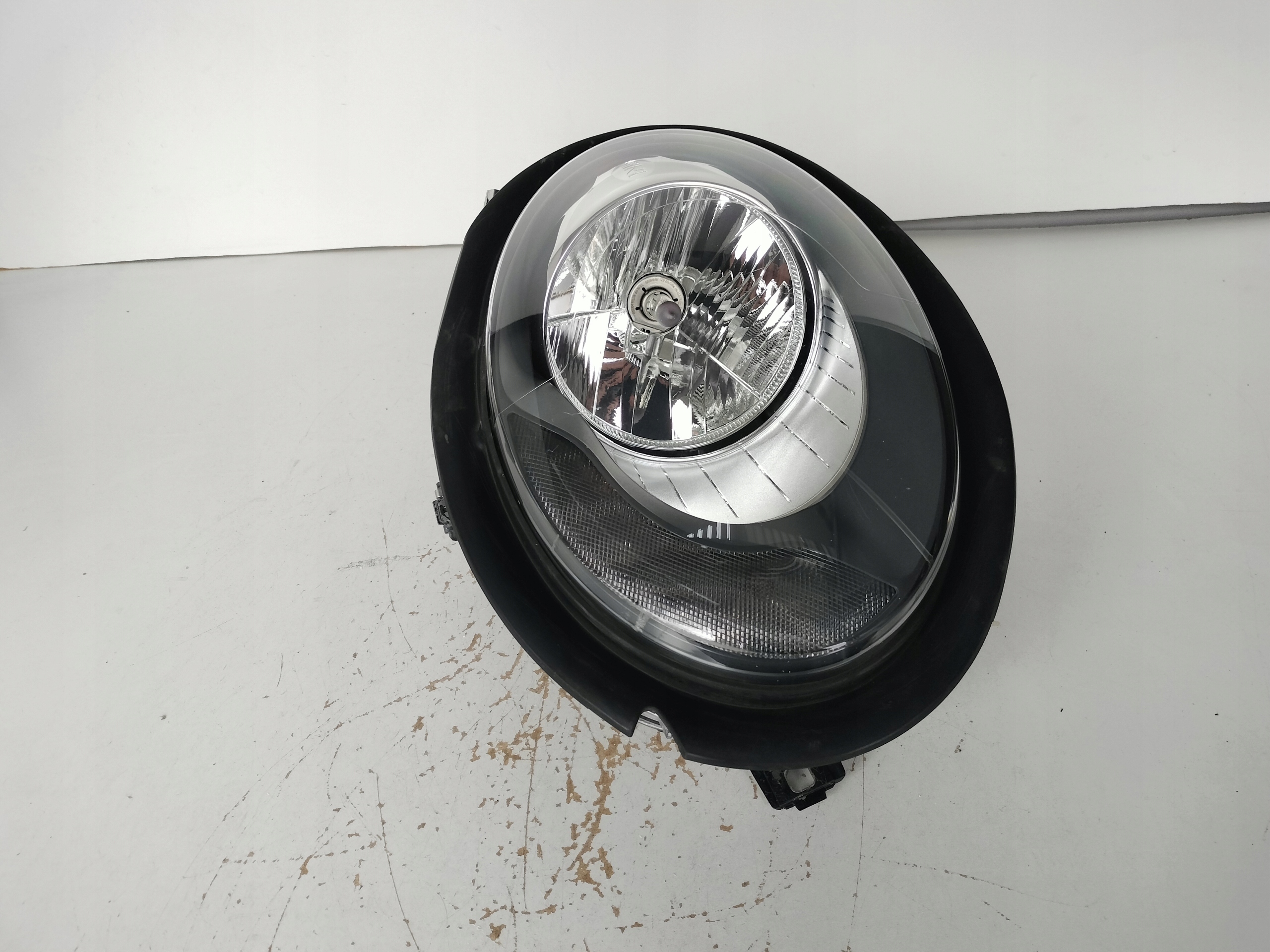 PRAVE PREDNE SVETLO MINI COOPER ONE F55 F56 14-