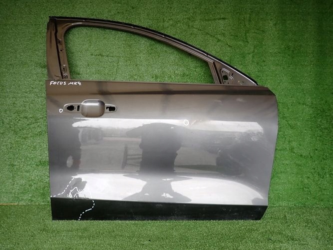 FORD FOCUS MK4 IV 18- PRAVE PREDNE DVERE