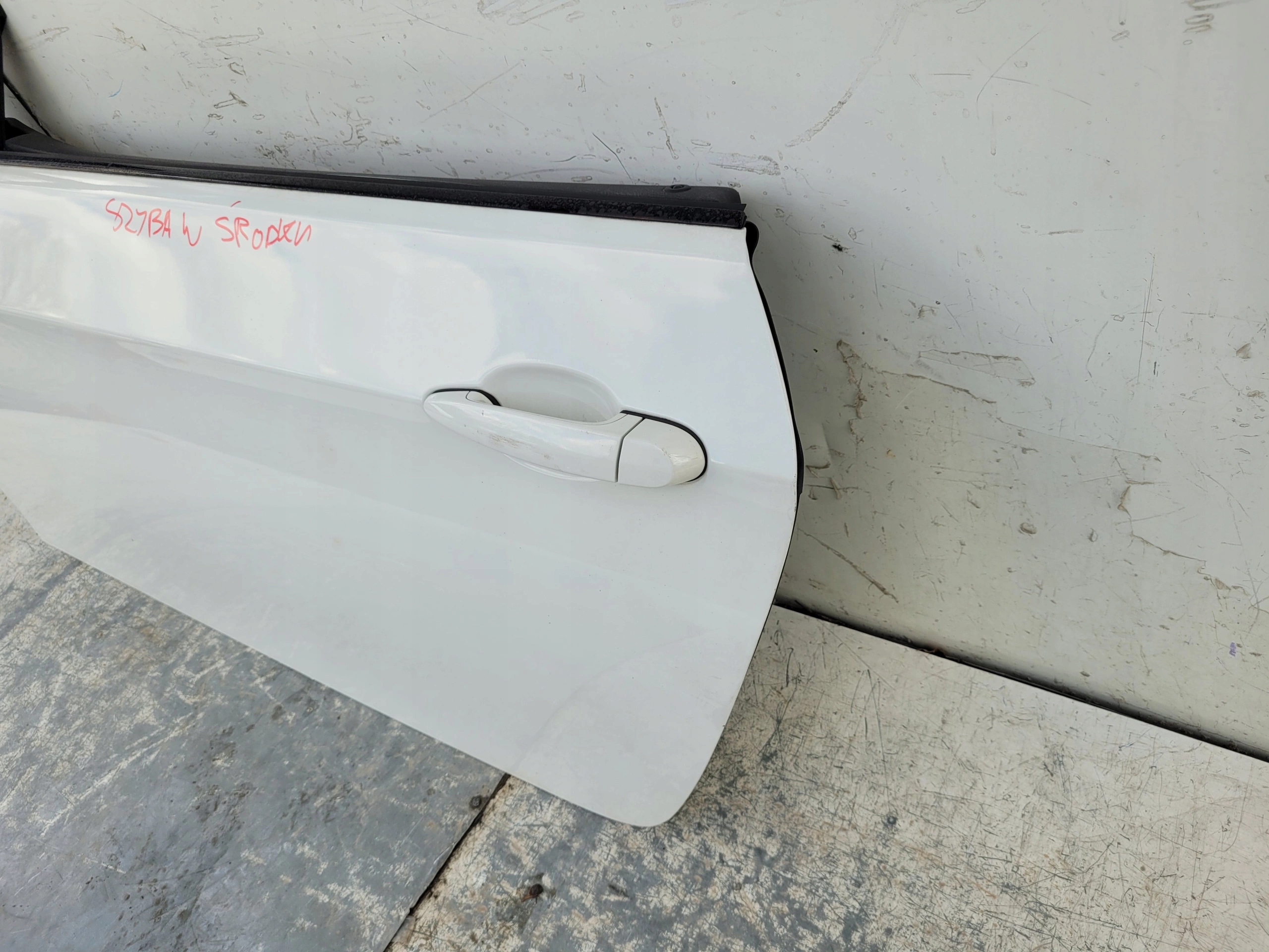 BMW 3 E92 E93 ĽAVÉ DVERE