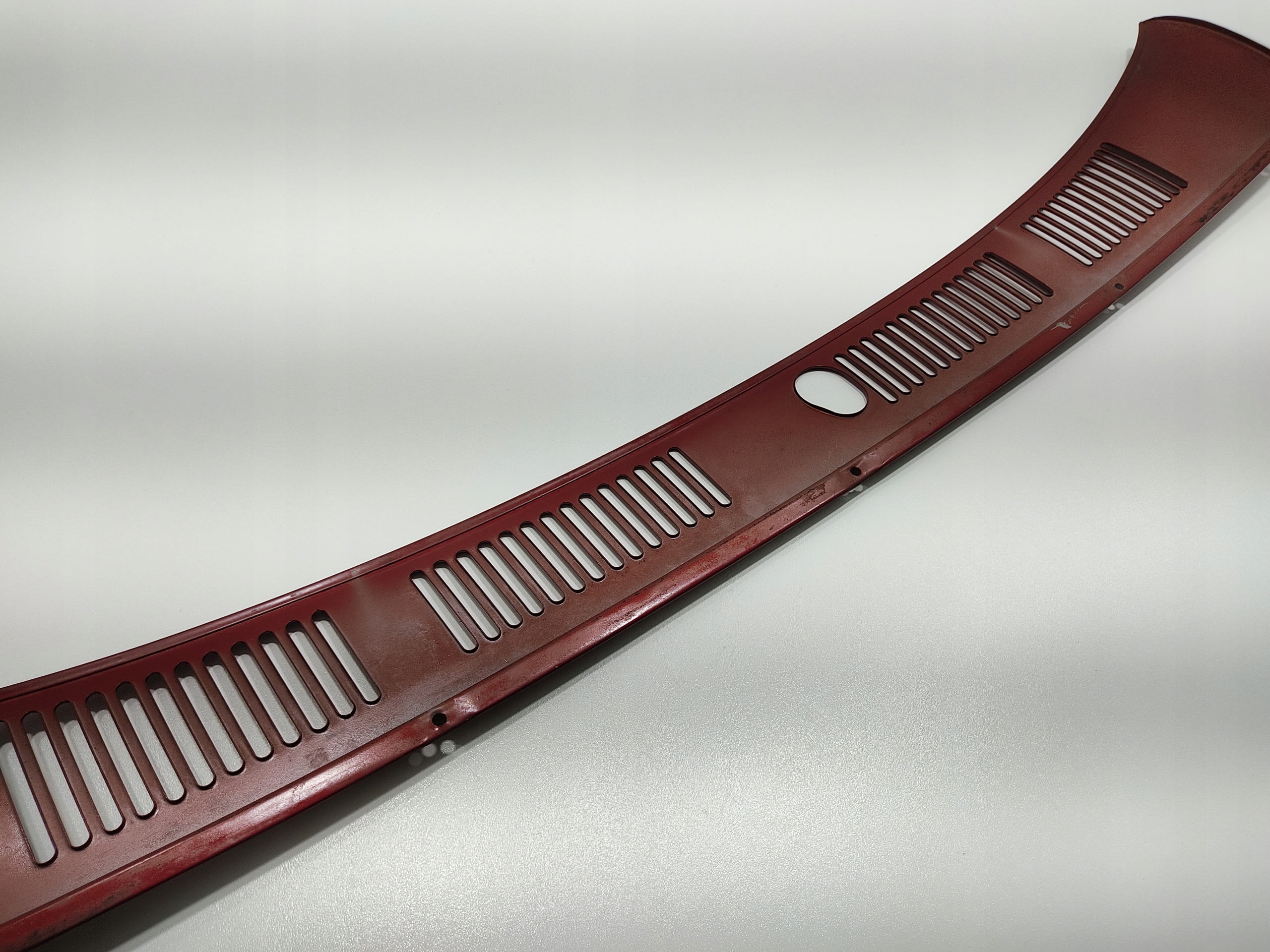 TORPEDO, PLAST POD STIERACE KOVOVE TOYOTA 4RUNNER EUROPA 1990-1996