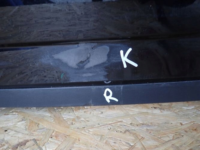 SKODA SUPERB III KOMBI 15- ZADNÝ NÁRAZNÍK