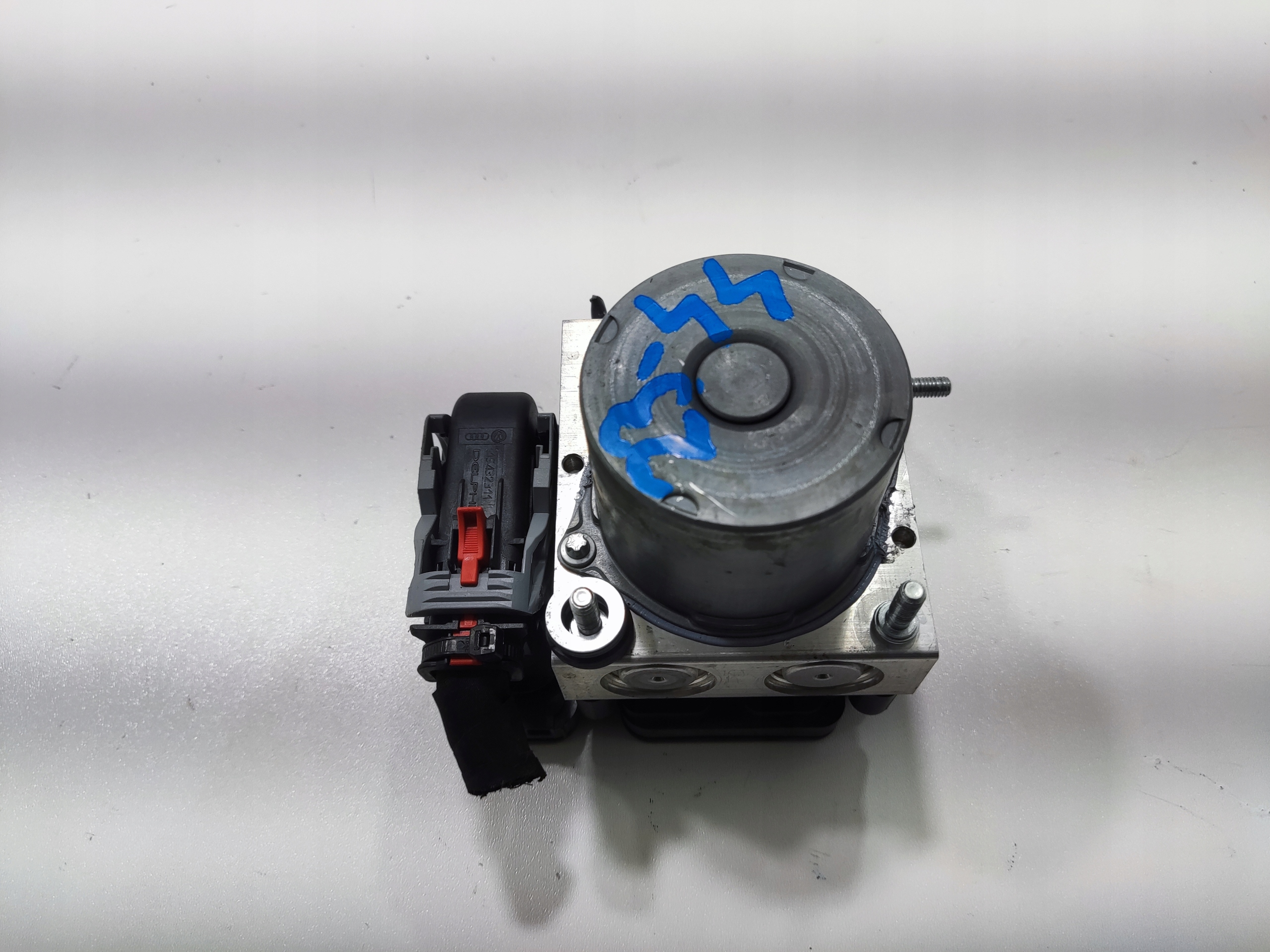 RIADIACA JEDNOTKA KOCKA ABS VOLKSWAGEN POLO V 6C 2013-16 LIFT 6C0614517K 6C0907379K